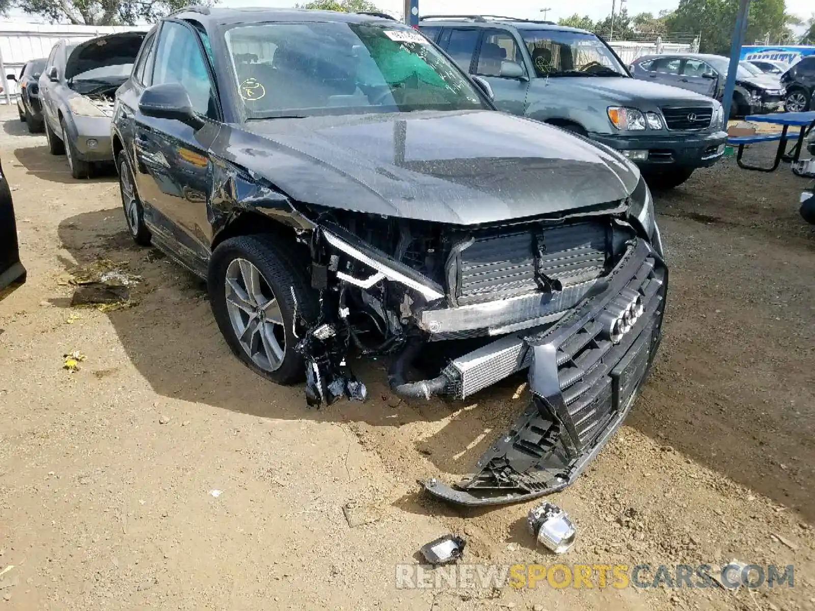 1 Photograph of a damaged car WA1BNAFY3K2085575 AUDI Q5 2019