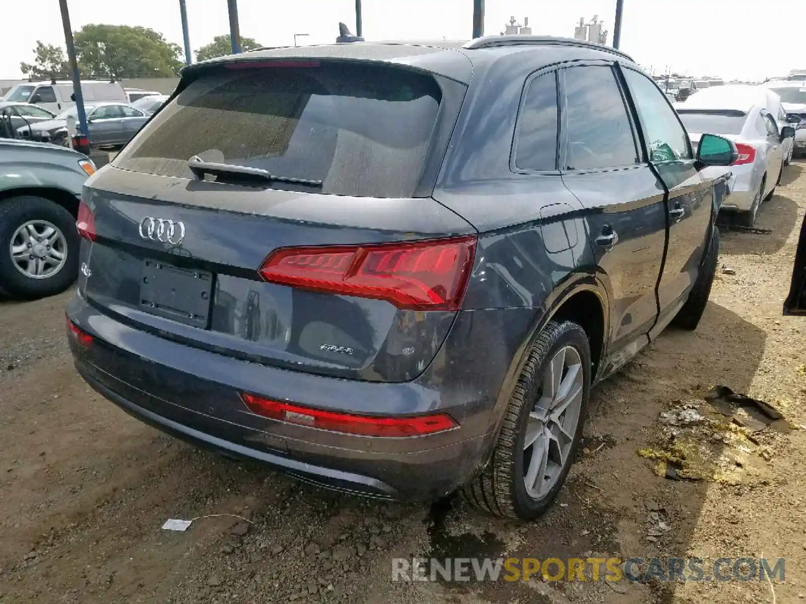 4 Фотография поврежденного автомобиля WA1BNAFY3K2085575 AUDI Q5 2019