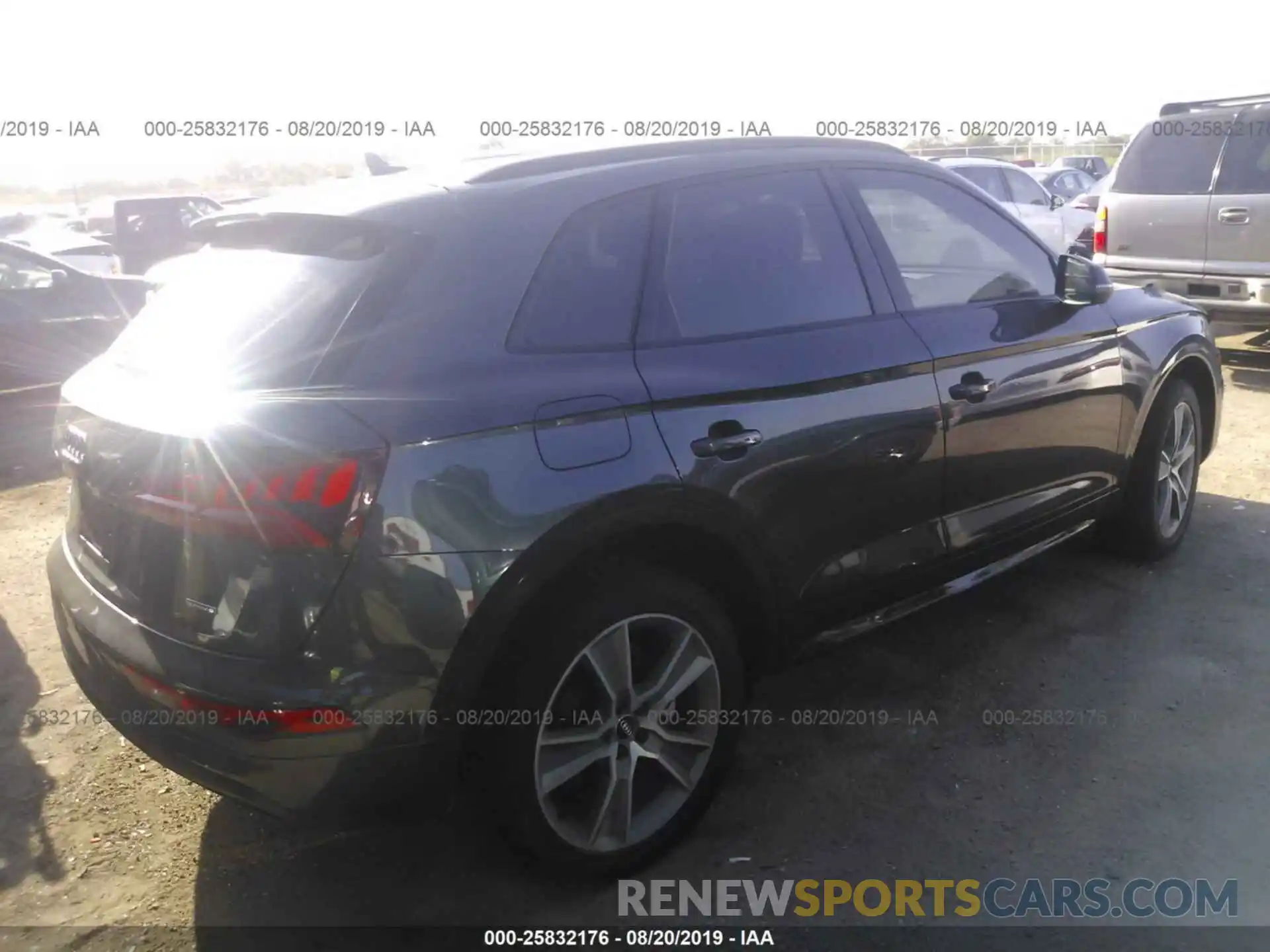 4 Фотография поврежденного автомобиля WA1BNAFY3K2086077 AUDI Q5 2019