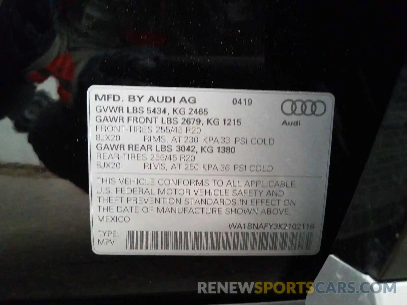 10 Photograph of a damaged car WA1BNAFY3K2102116 AUDI Q5 2019