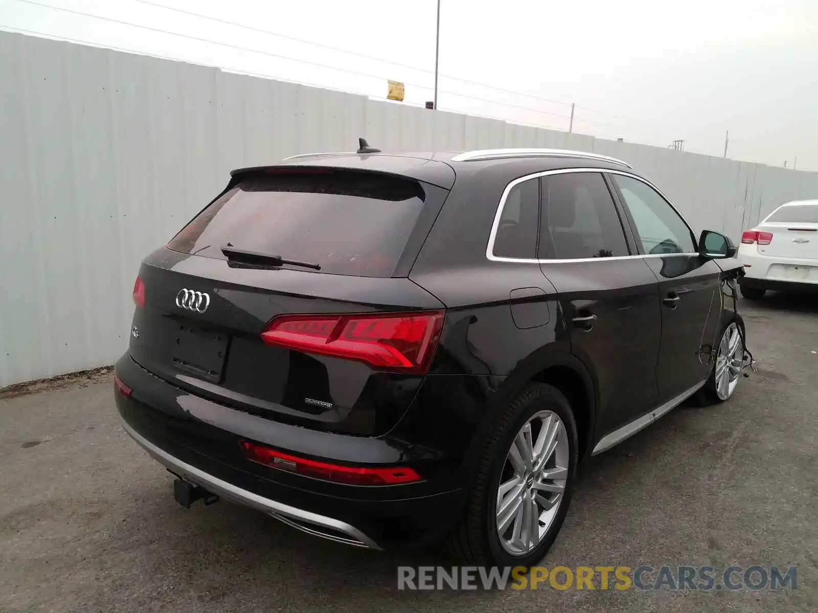 4 Фотография поврежденного автомобиля WA1BNAFY3K2102116 AUDI Q5 2019