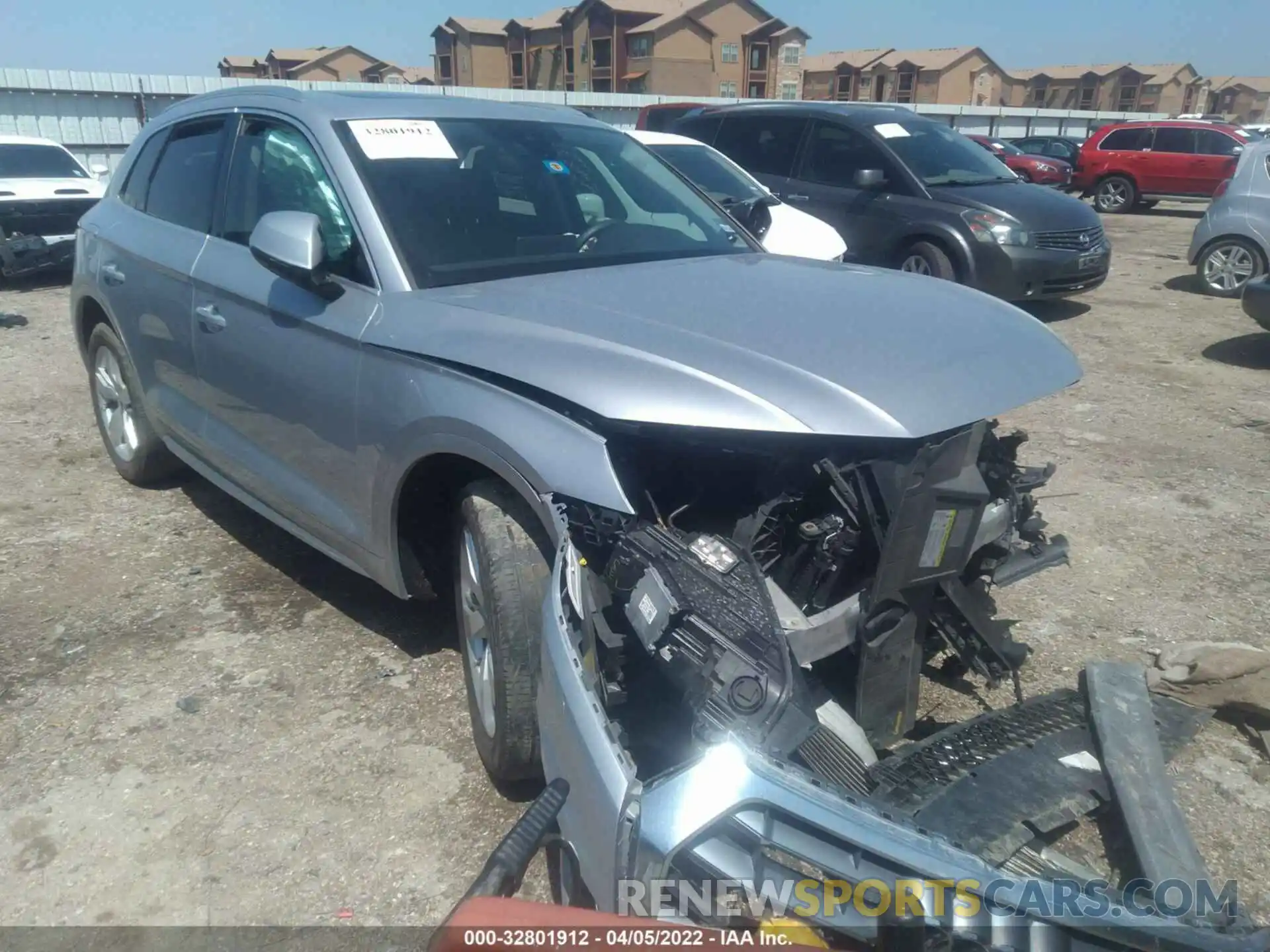 1 Photograph of a damaged car WA1BNAFY3K2113522 AUDI Q5 2019