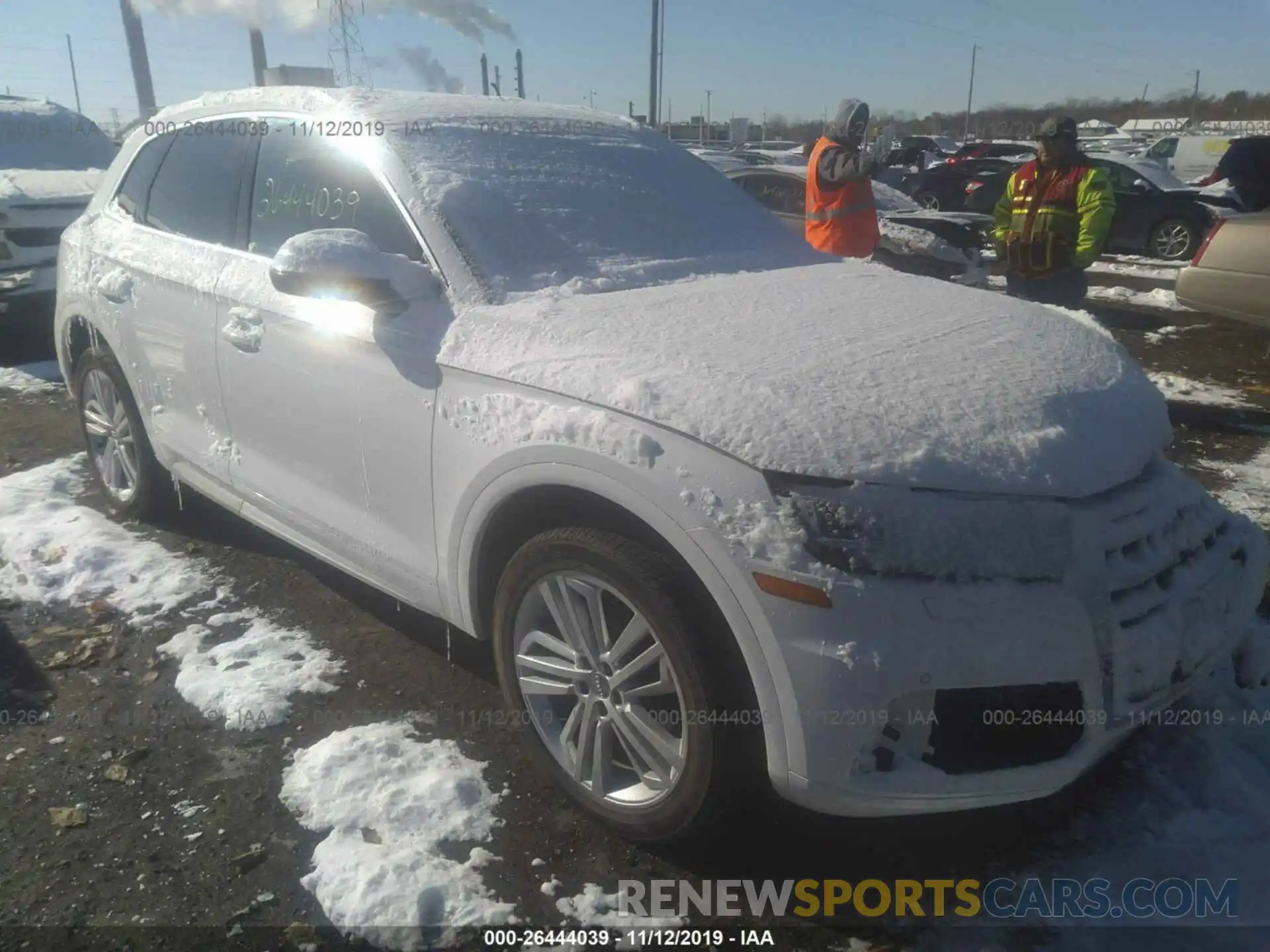 1 Photograph of a damaged car WA1BNAFY3K2116615 AUDI Q5 2019