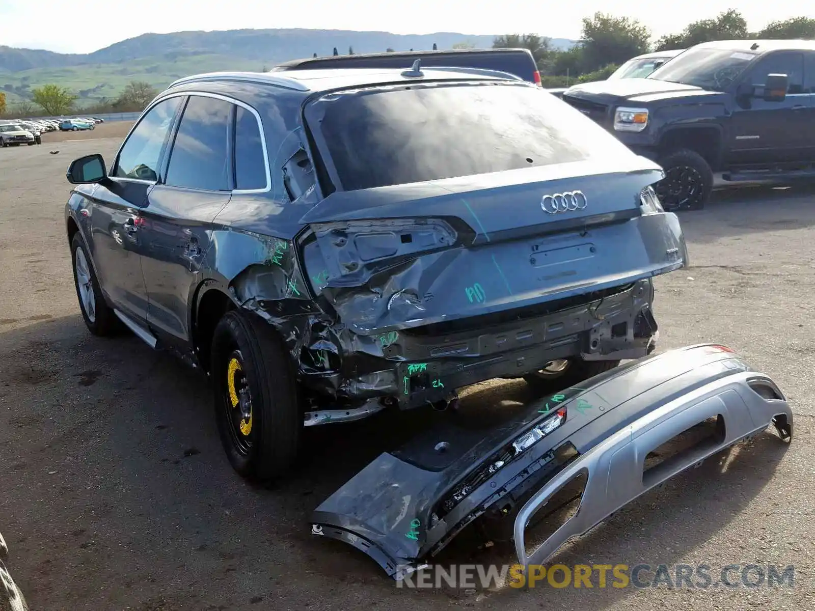 3 Фотография поврежденного автомобиля WA1BNAFY3K2126285 AUDI Q5 2019