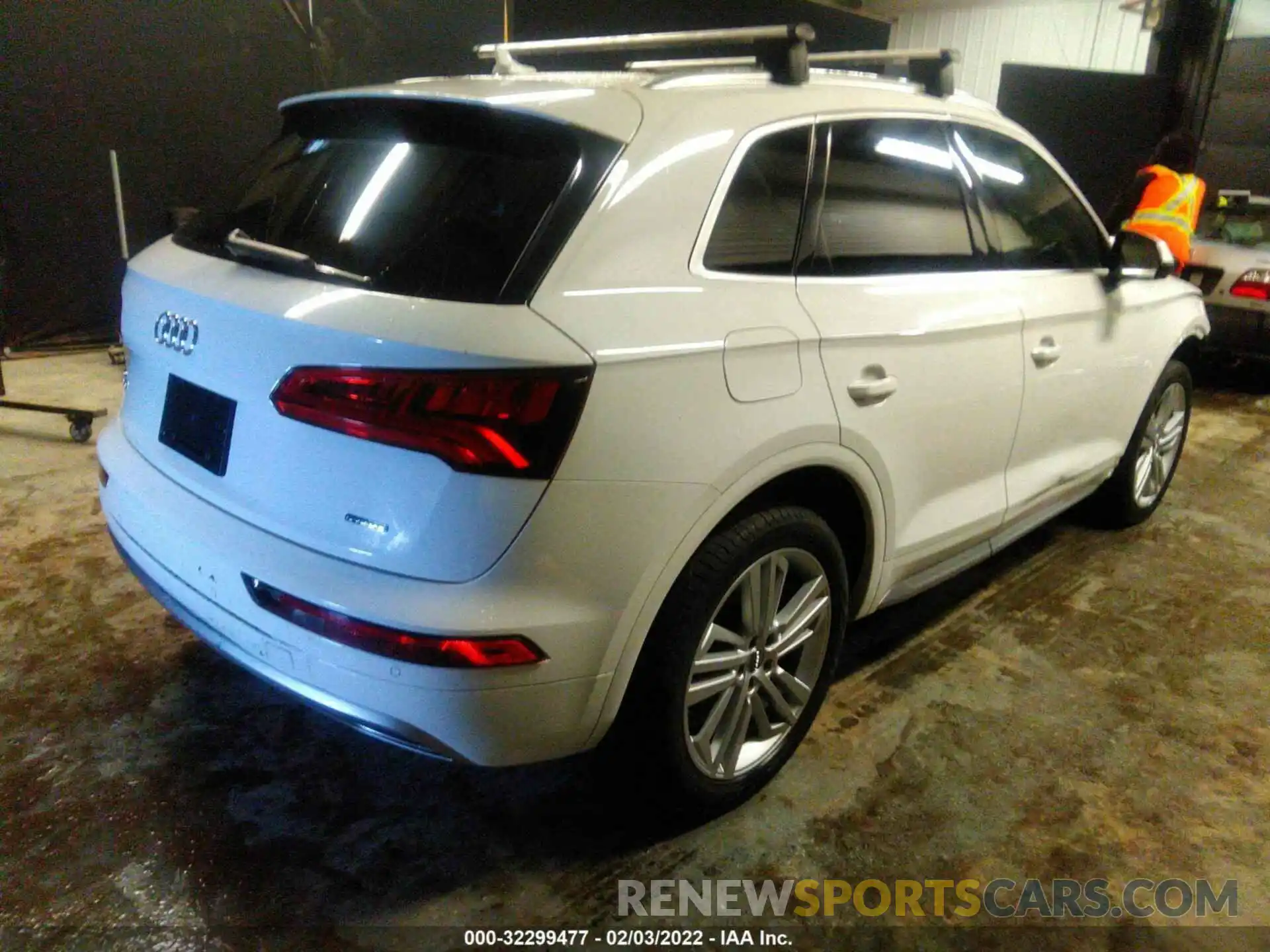 4 Фотография поврежденного автомобиля WA1BNAFY3K2129879 AUDI Q5 2019