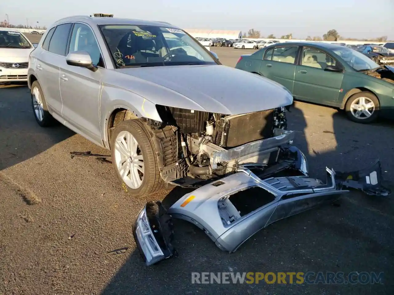 1 Photograph of a damaged car WA1BNAFY3K2137013 AUDI Q5 2019