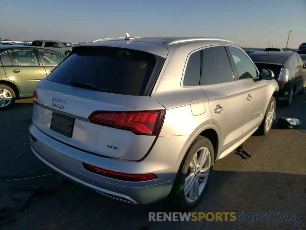 4 Photograph of a damaged car WA1BNAFY3K2137013 AUDI Q5 2019