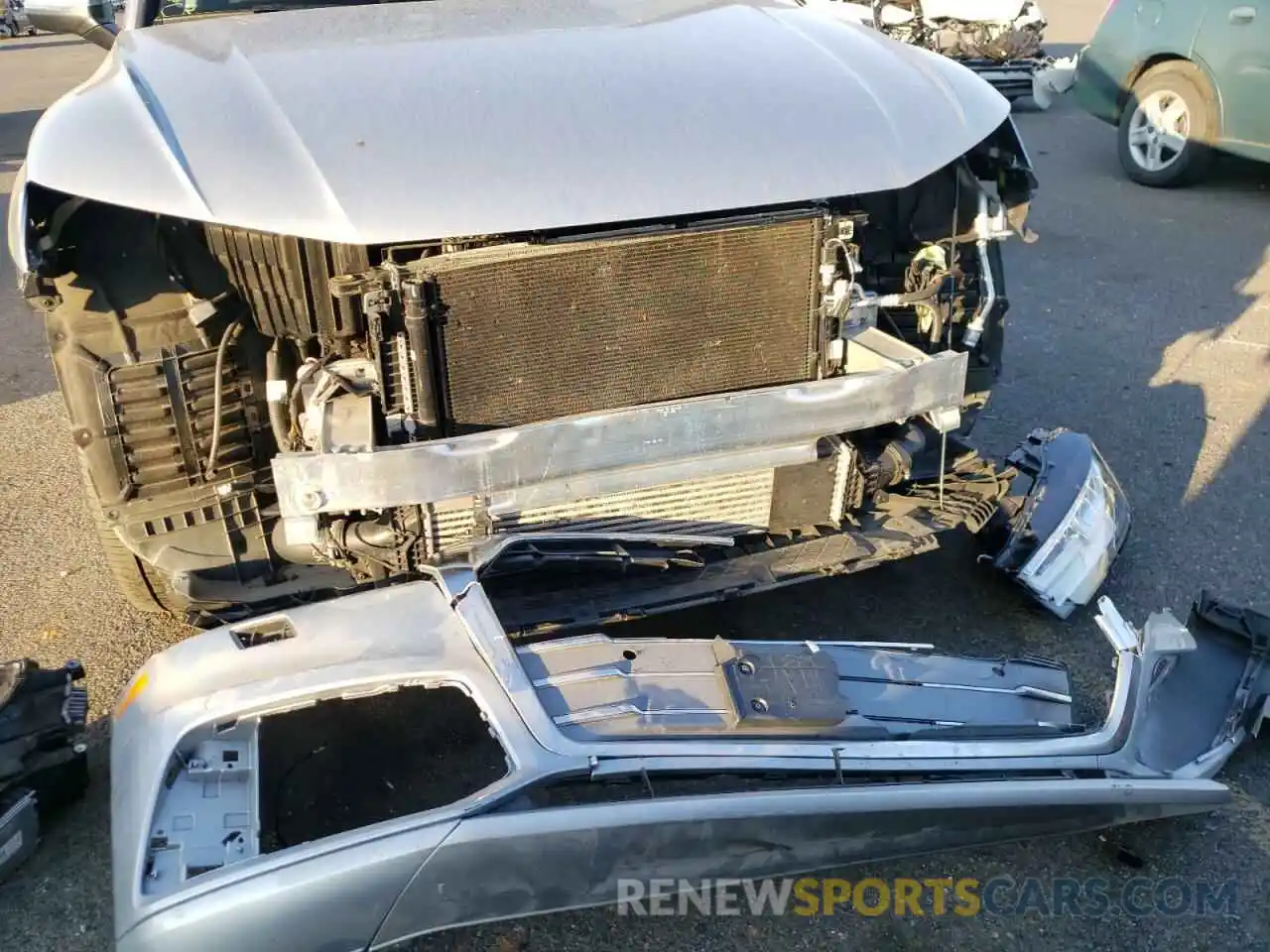 9 Photograph of a damaged car WA1BNAFY3K2137013 AUDI Q5 2019