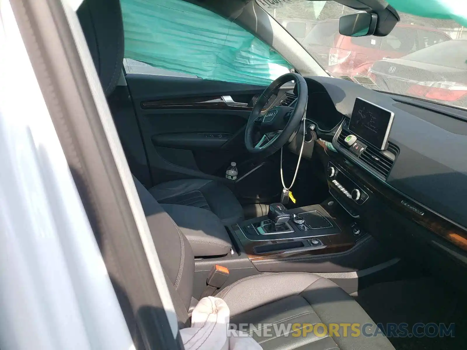 5 Photograph of a damaged car WA1BNAFY3K2137898 AUDI Q5 2019