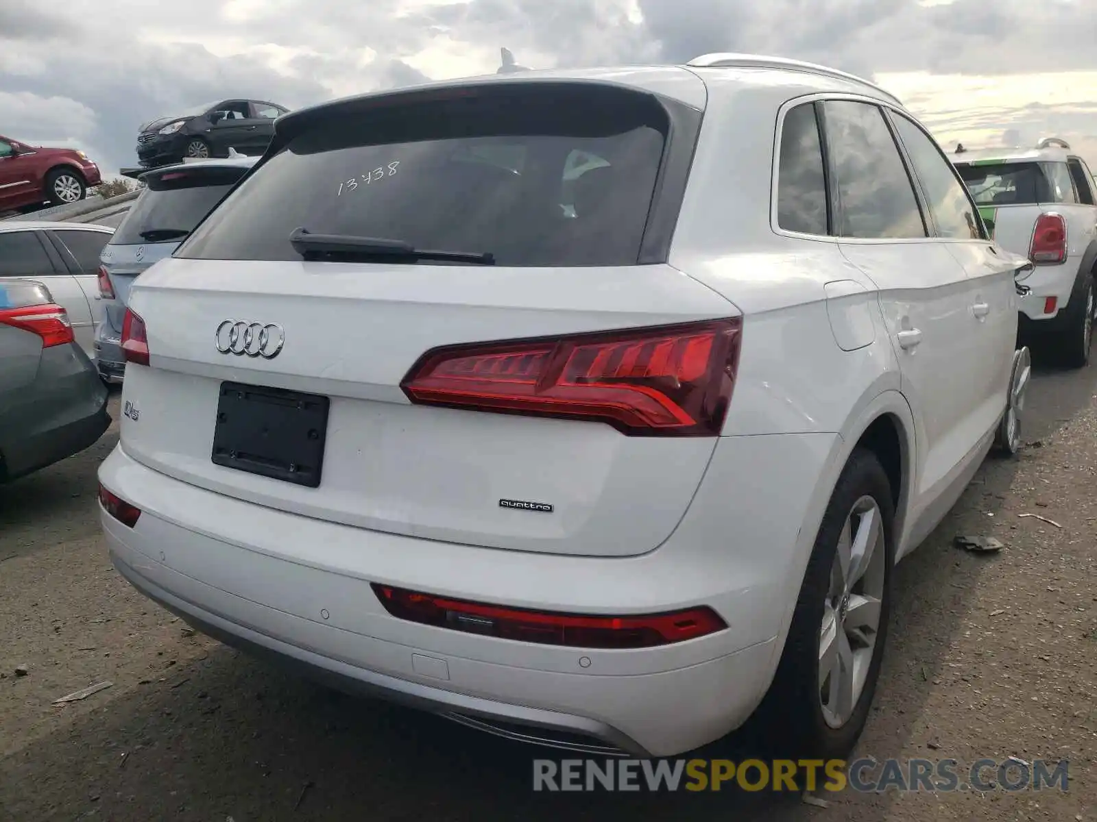 4 Фотография поврежденного автомобиля WA1BNAFY3K2138937 AUDI Q5 2019