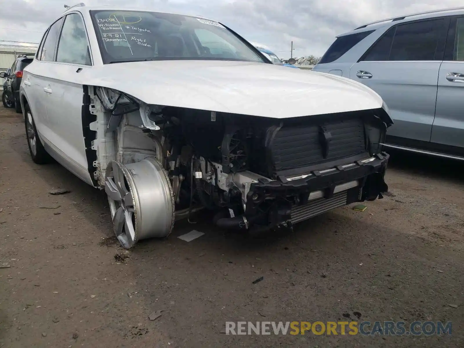 9 Photograph of a damaged car WA1BNAFY3K2138937 AUDI Q5 2019