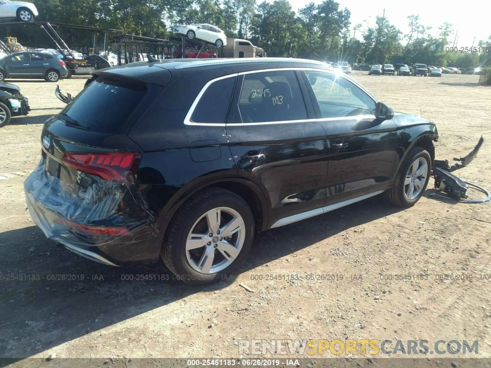 4 Photograph of a damaged car WA1BNAFY4K2017446 AUDI Q5 2019