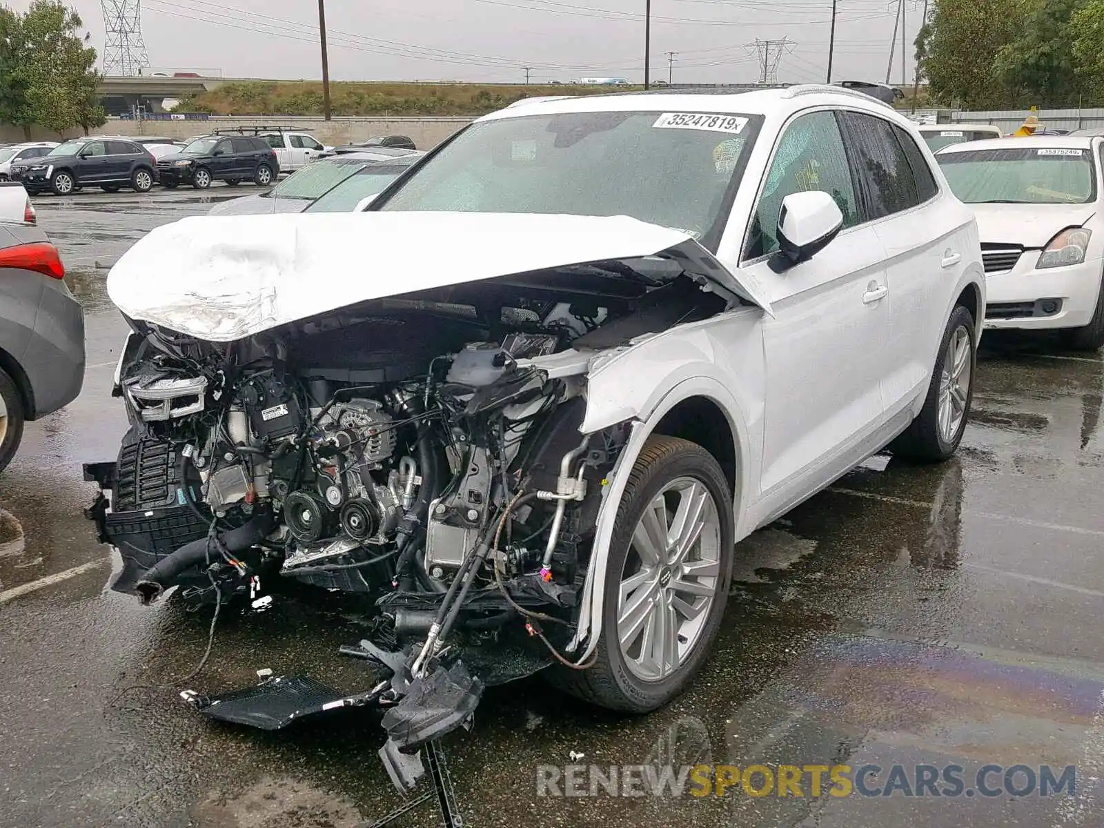 2 Photograph of a damaged car WA1BNAFY4K2017916 AUDI Q5 2019