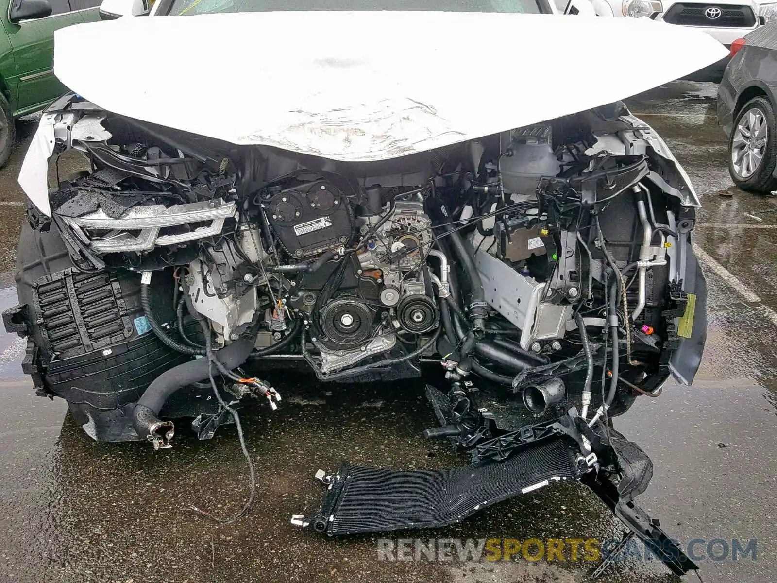 9 Photograph of a damaged car WA1BNAFY4K2017916 AUDI Q5 2019