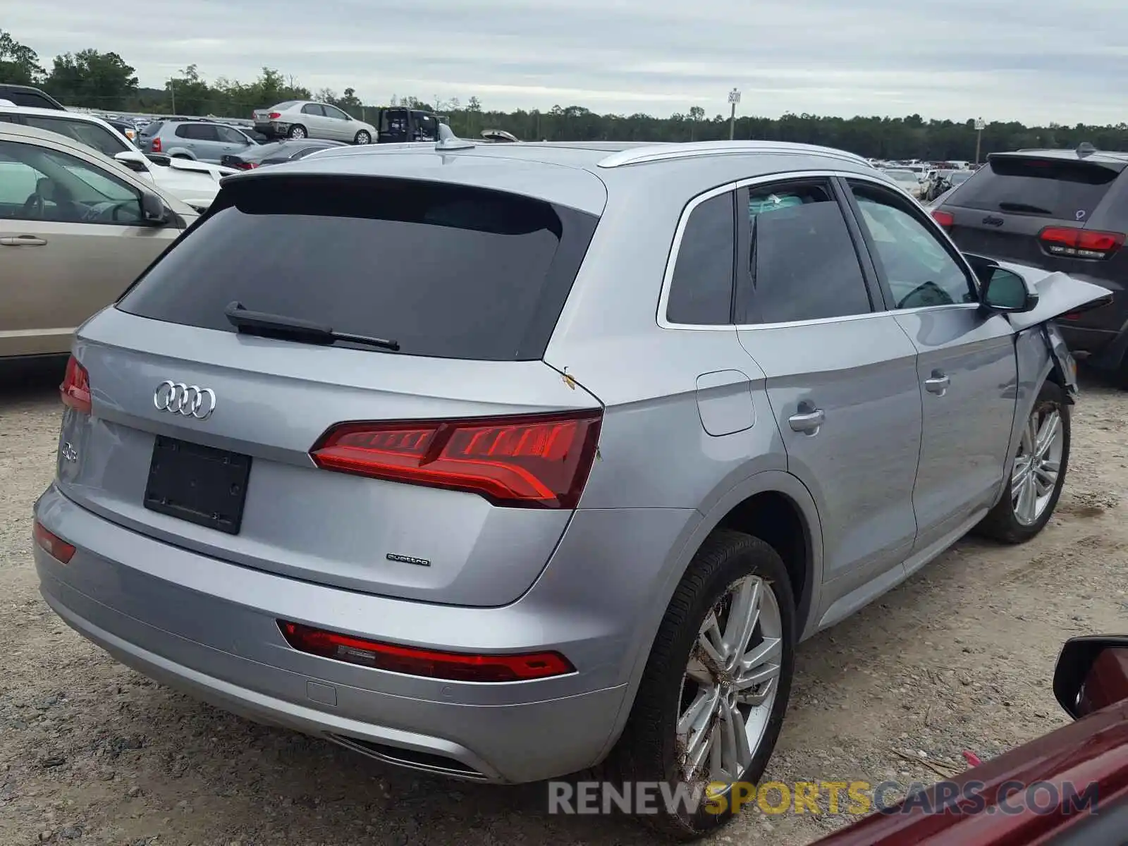 4 Фотография поврежденного автомобиля WA1BNAFY4K2021500 AUDI Q5 2019