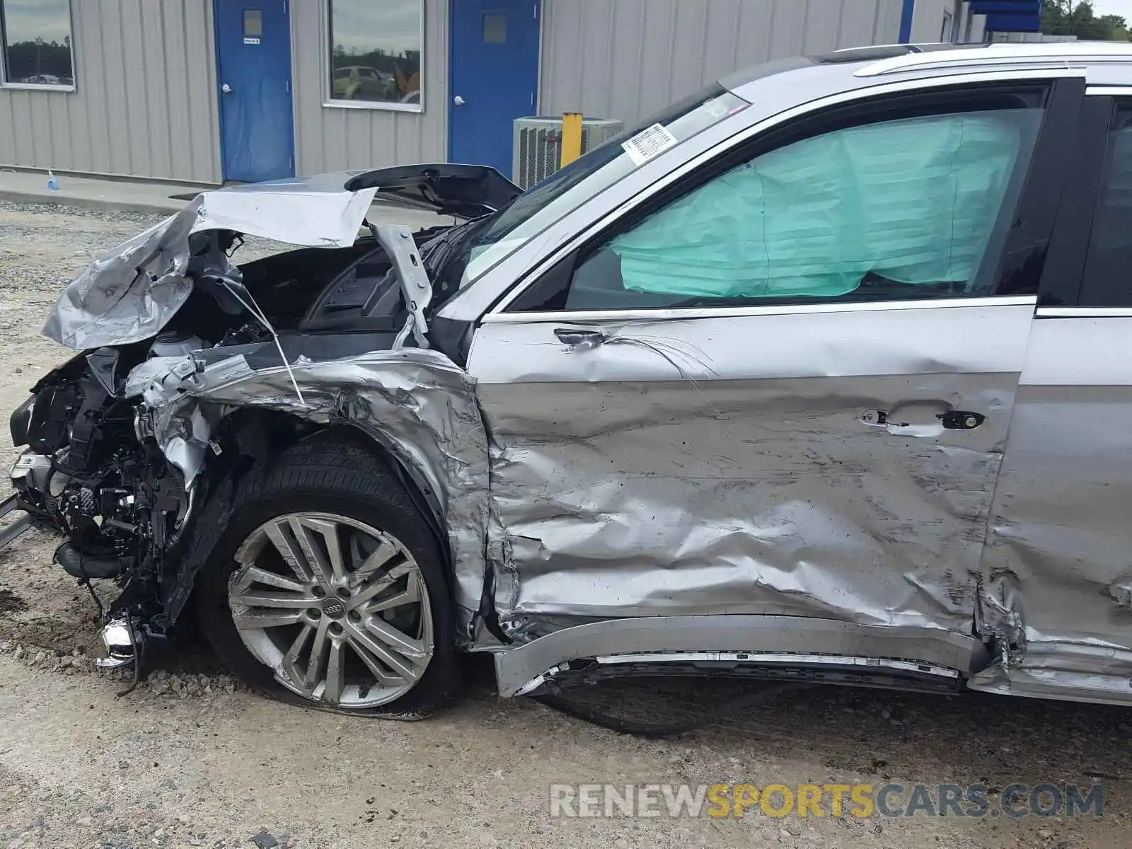 9 Photograph of a damaged car WA1BNAFY4K2021500 AUDI Q5 2019