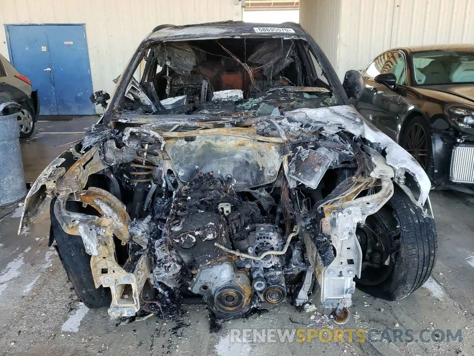 9 Photograph of a damaged car WA1BNAFY4K2025787 AUDI Q5 2019