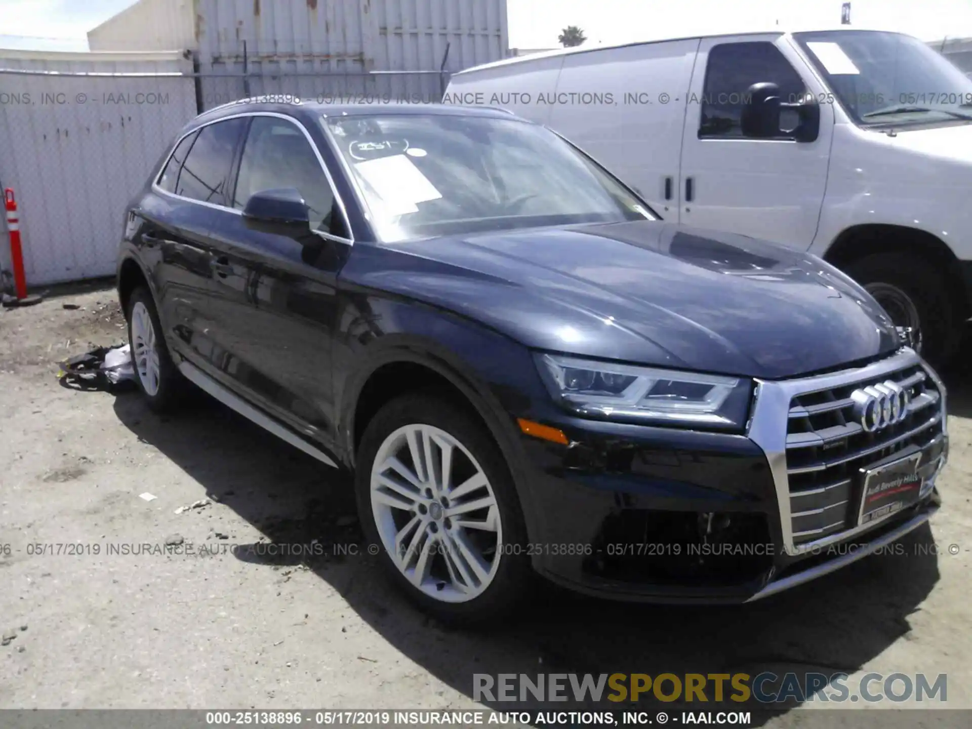 1 Photograph of a damaged car WA1BNAFY4K2029337 AUDI Q5 2019