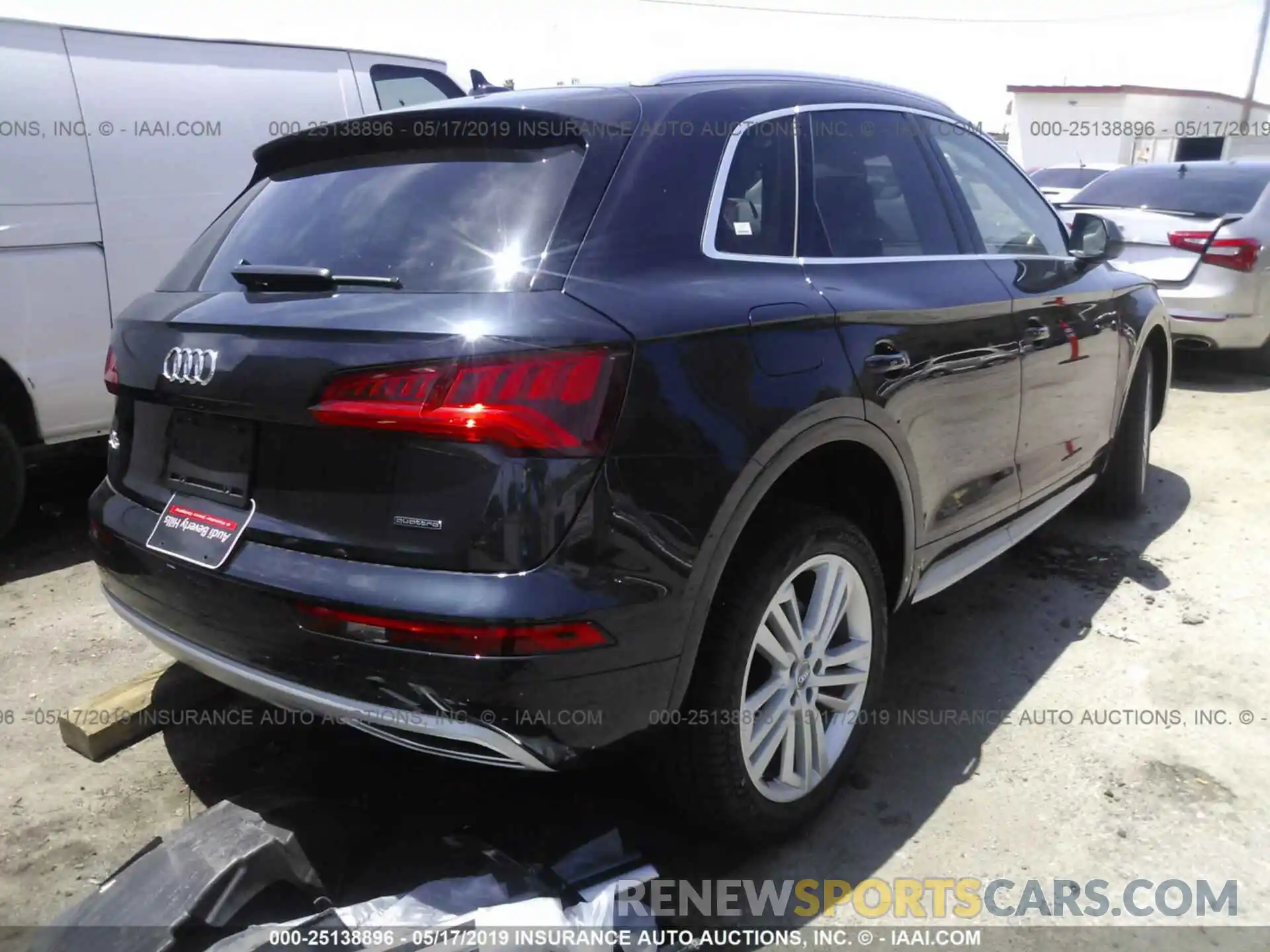 4 Фотография поврежденного автомобиля WA1BNAFY4K2029337 AUDI Q5 2019