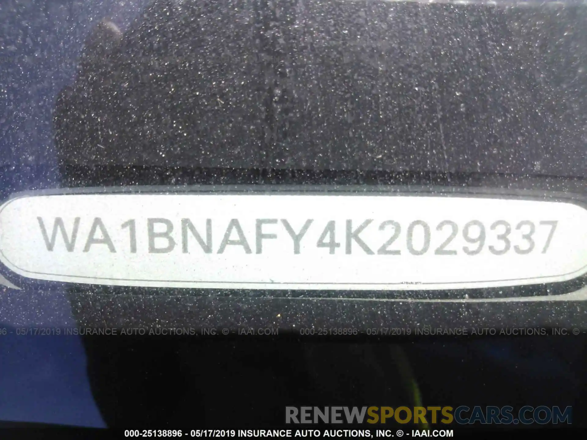 9 Photograph of a damaged car WA1BNAFY4K2029337 AUDI Q5 2019