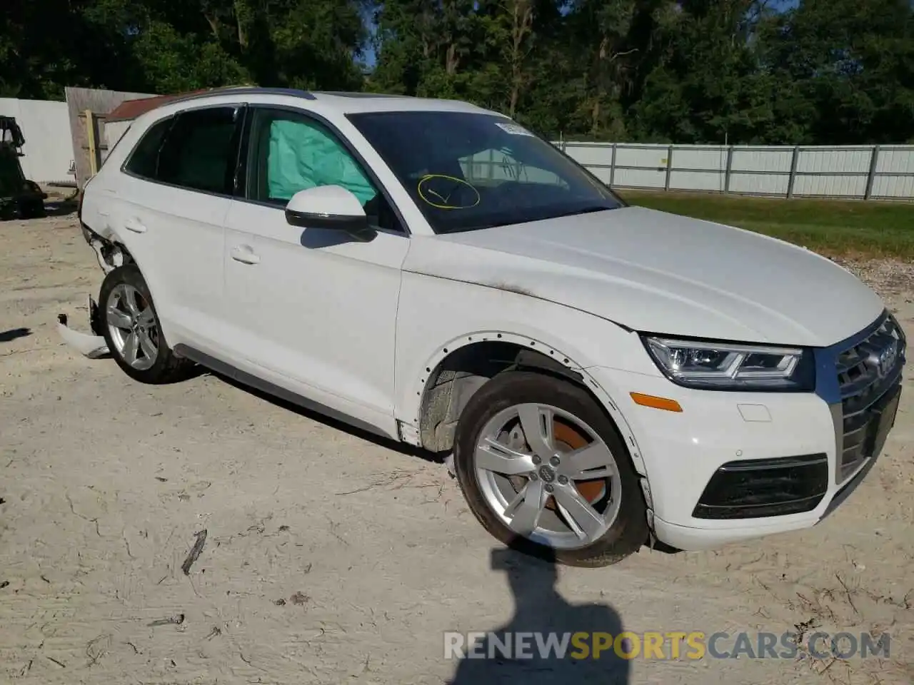 4 Photograph of a damaged car WA1BNAFY4K2039527 AUDI Q5 2019