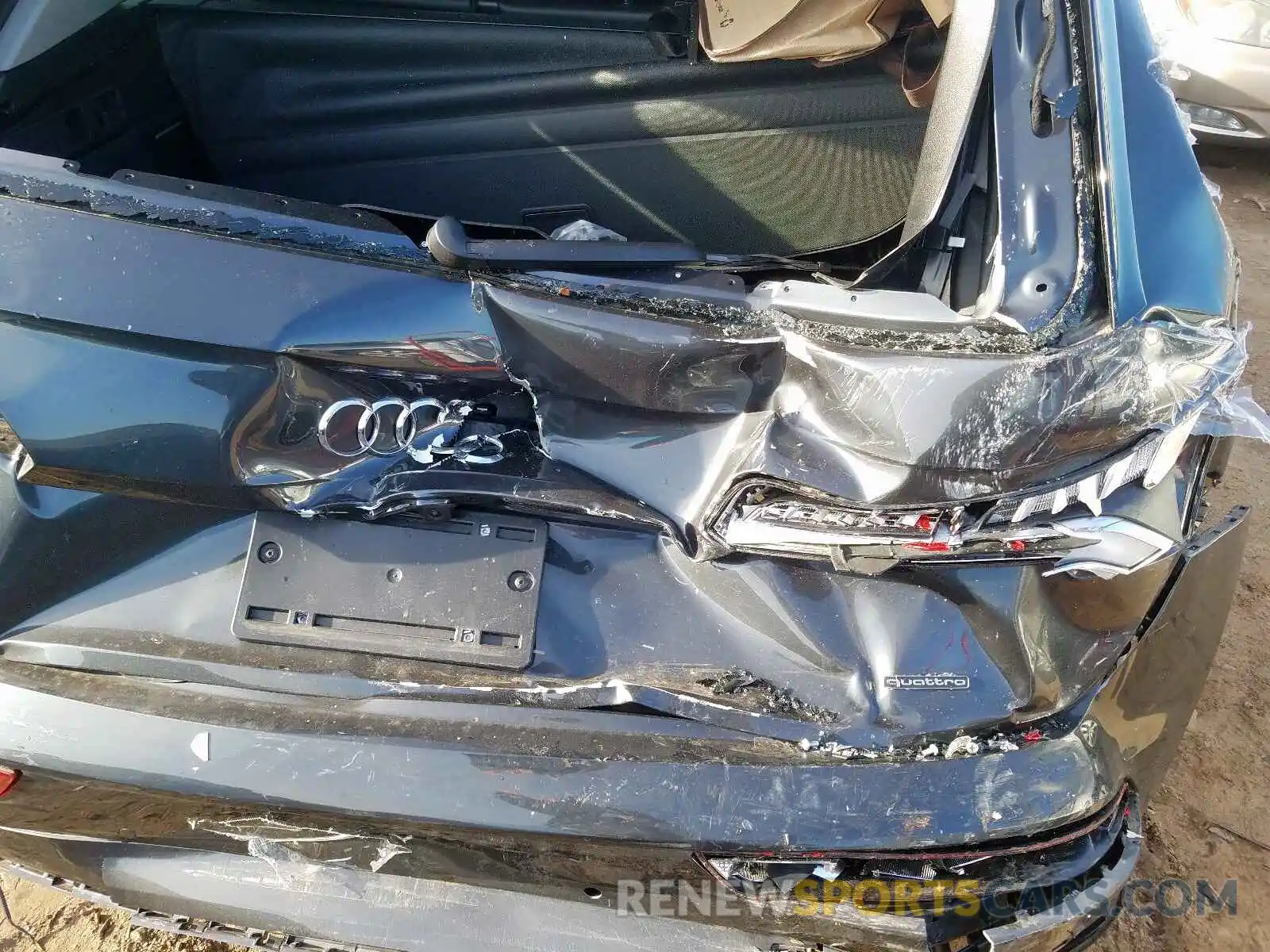 9 Photograph of a damaged car WA1BNAFY4K2042704 AUDI Q5 2019