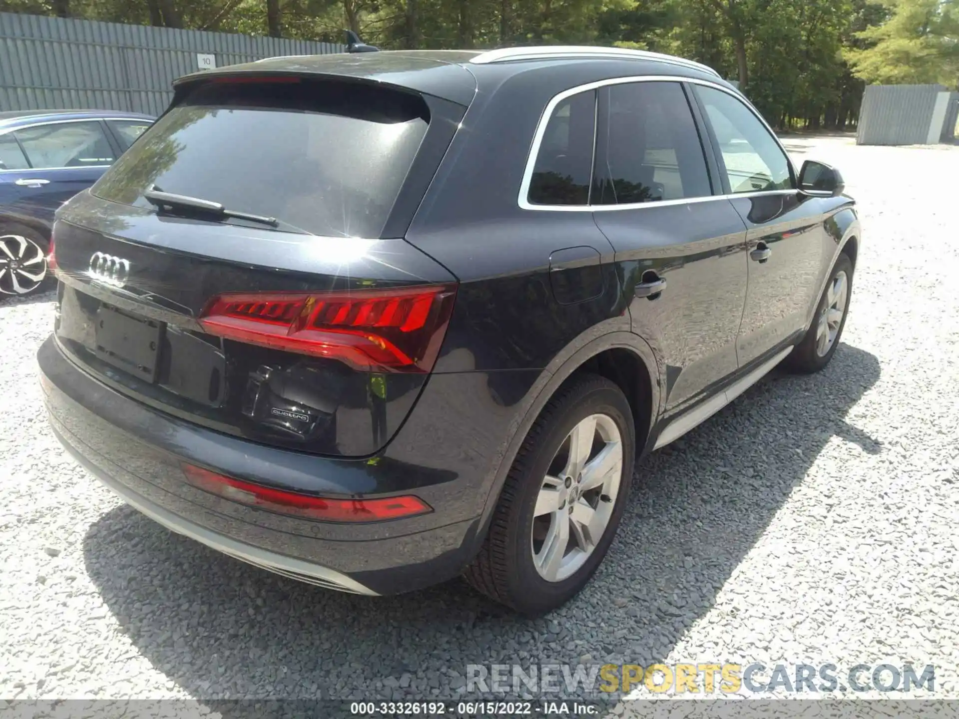 4 Фотография поврежденного автомобиля WA1BNAFY4K2053394 AUDI Q5 2019