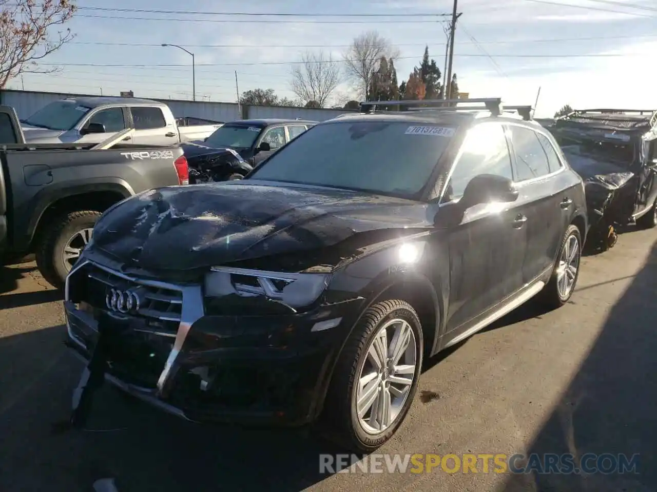 2 Фотография поврежденного автомобиля WA1BNAFY4K2060104 AUDI Q5 2019