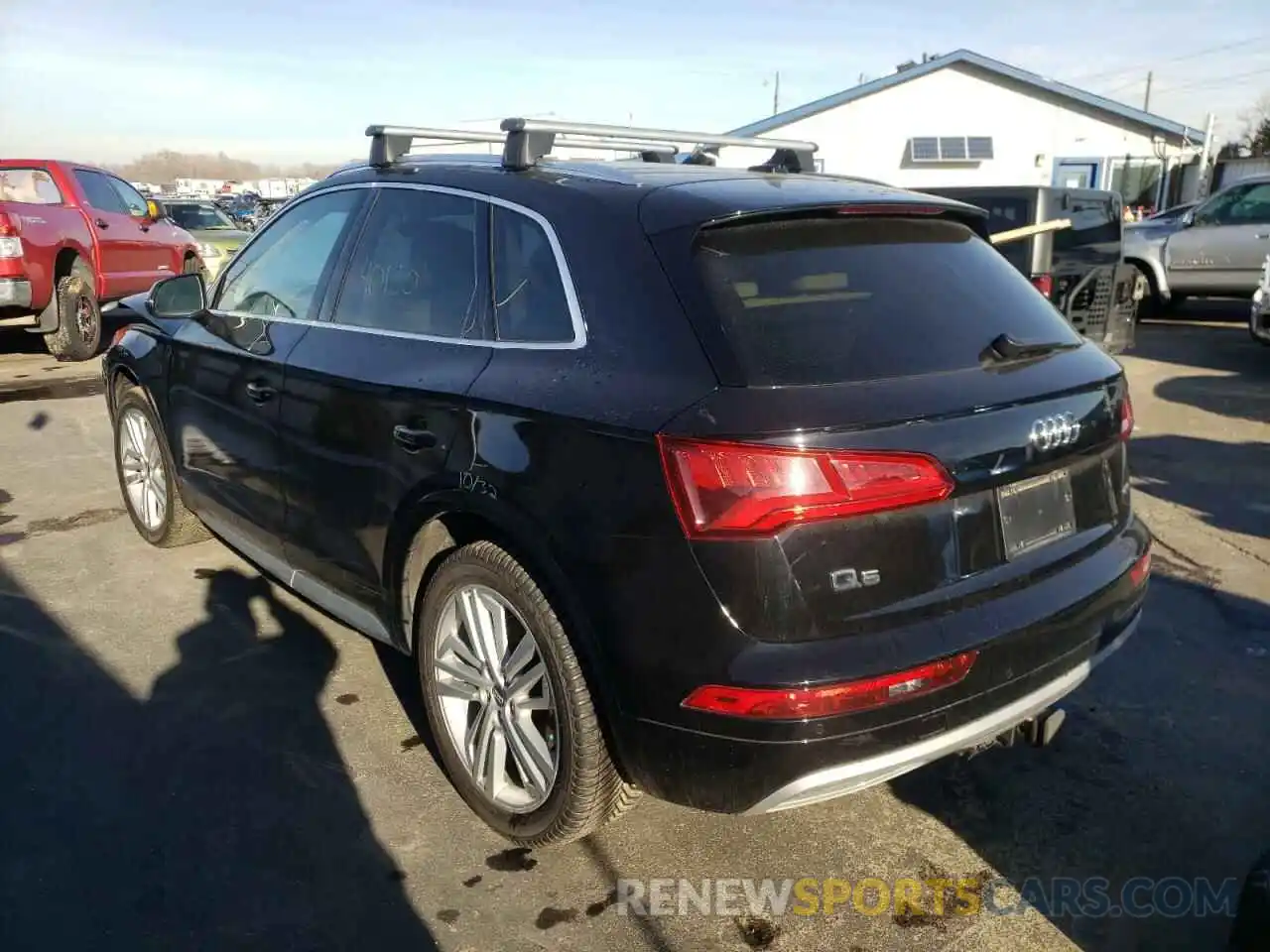 3 Фотография поврежденного автомобиля WA1BNAFY4K2060104 AUDI Q5 2019