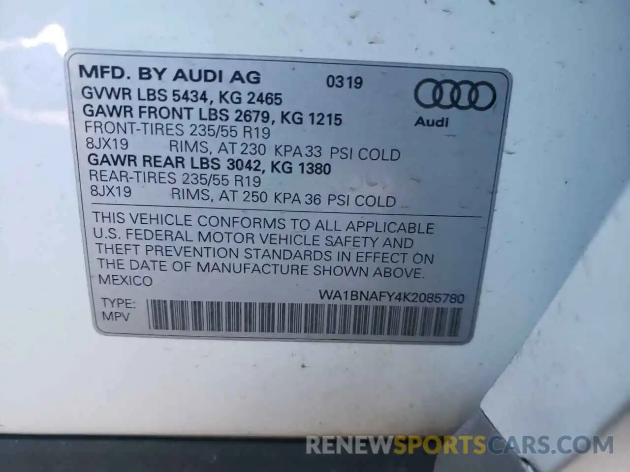 10 Photograph of a damaged car WA1BNAFY4K2085780 AUDI Q5 2019