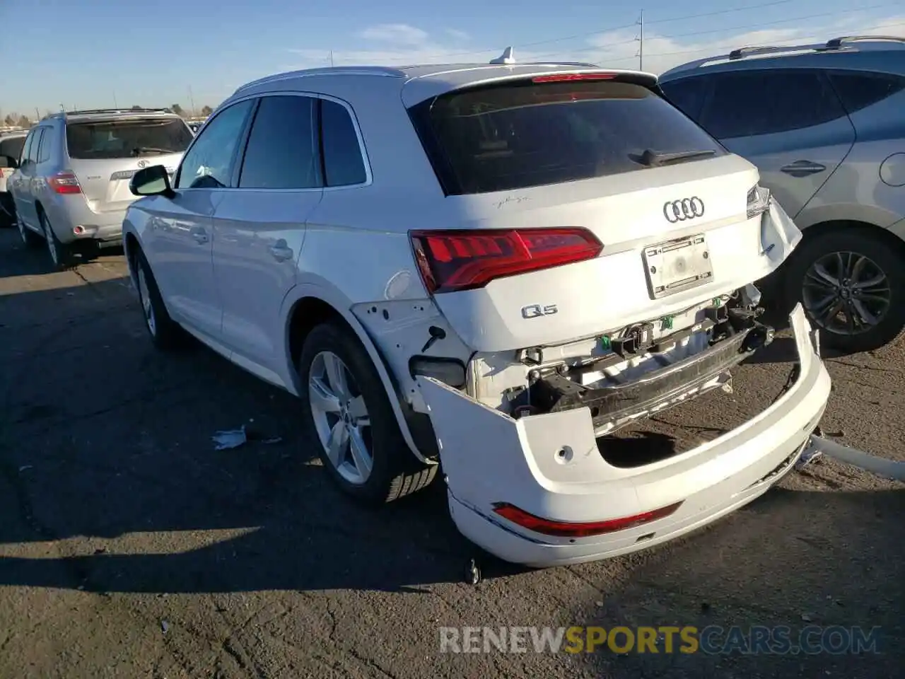 3 Фотография поврежденного автомобиля WA1BNAFY4K2085780 AUDI Q5 2019