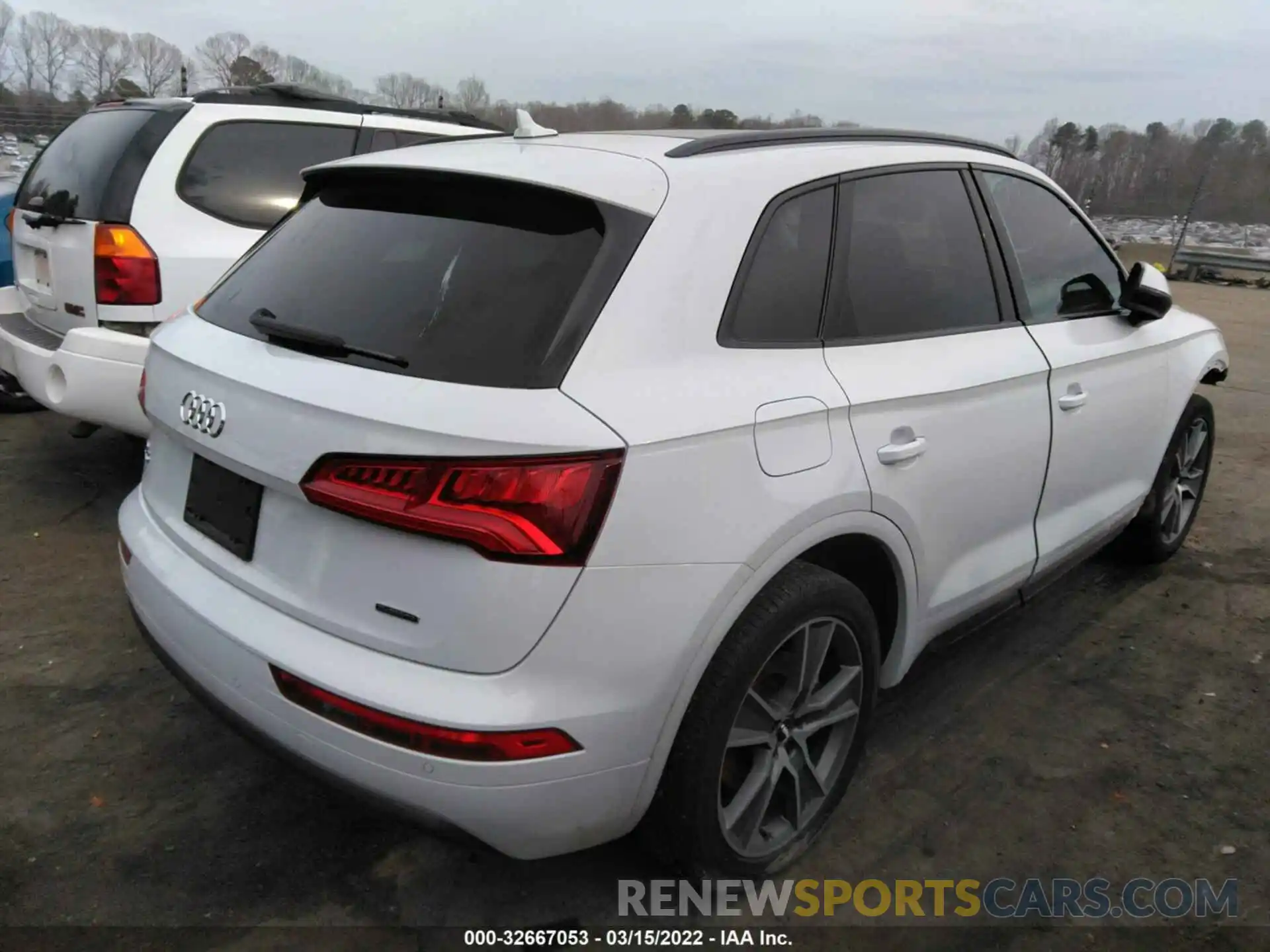 4 Фотография поврежденного автомобиля WA1BNAFY4K2086850 AUDI Q5 2019