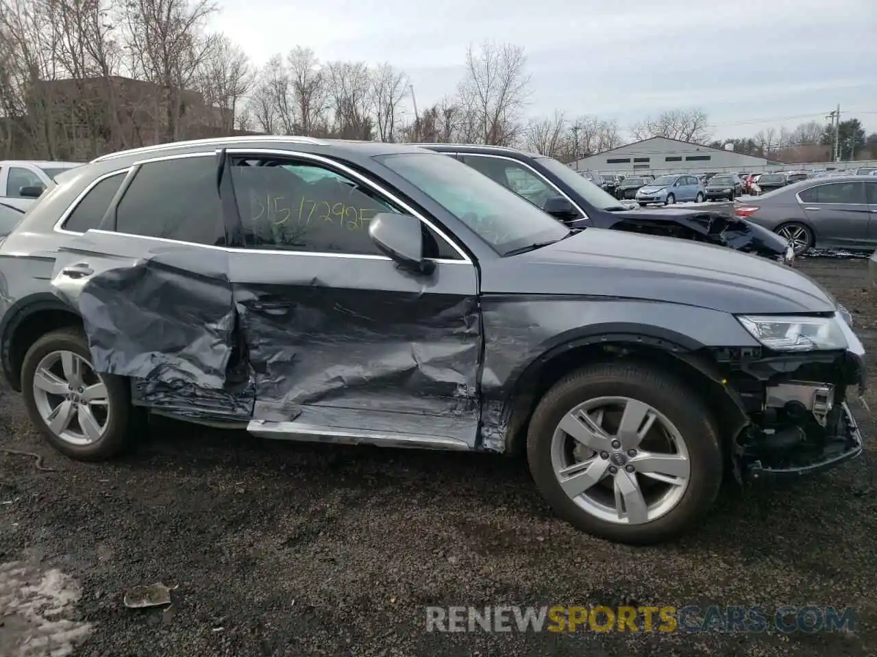 9 Photograph of a damaged car WA1BNAFY4K2087464 AUDI Q5 2019