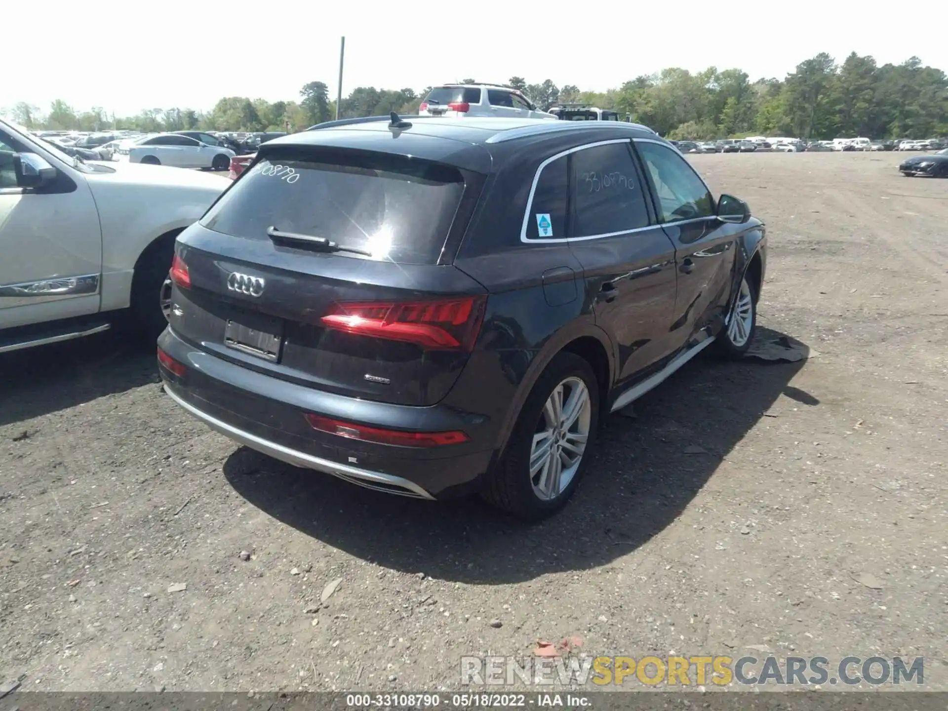 4 Фотография поврежденного автомобиля WA1BNAFY4K2087674 AUDI Q5 2019