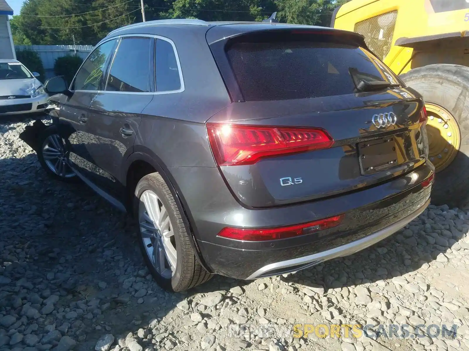 3 Фотография поврежденного автомобиля WA1BNAFY4K2089828 AUDI Q5 2019