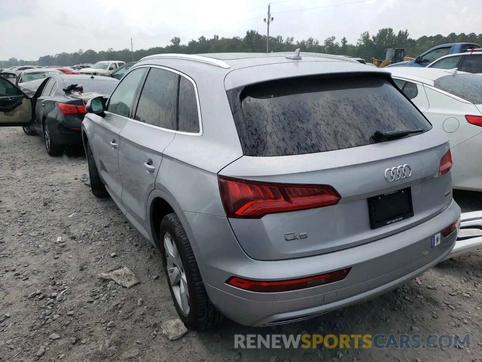 3 Фотография поврежденного автомобиля WA1BNAFY4K2090302 AUDI Q5 2019