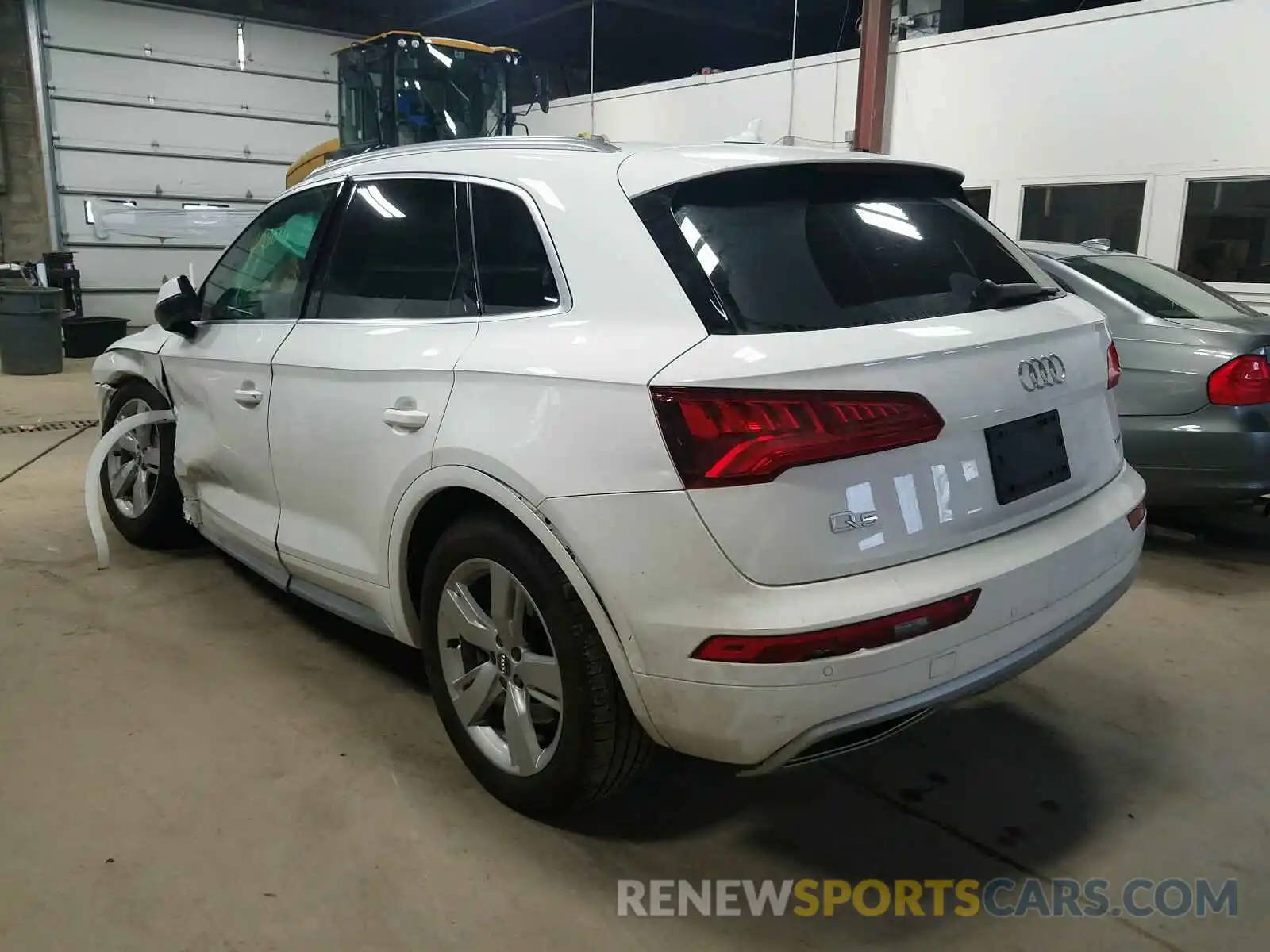 3 Фотография поврежденного автомобиля WA1BNAFY4K2094334 AUDI Q5 2019