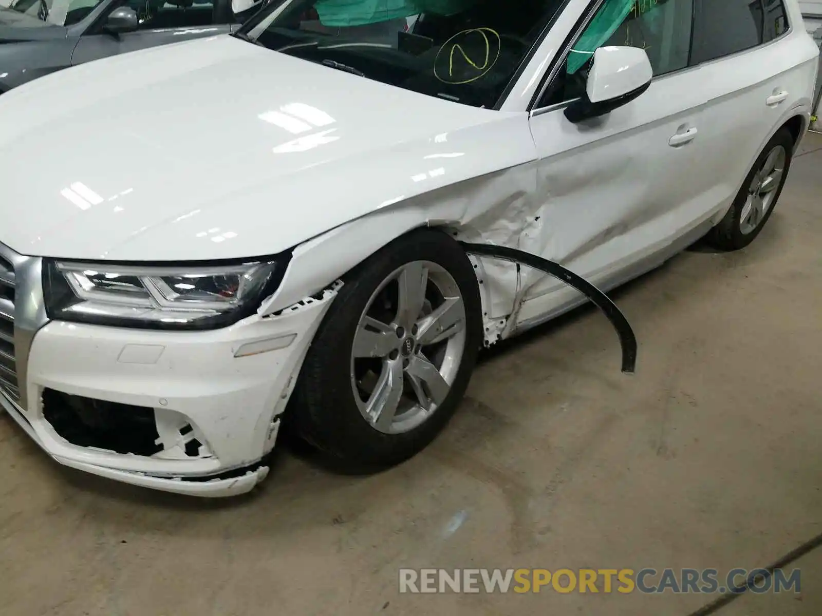 9 Photograph of a damaged car WA1BNAFY4K2094334 AUDI Q5 2019