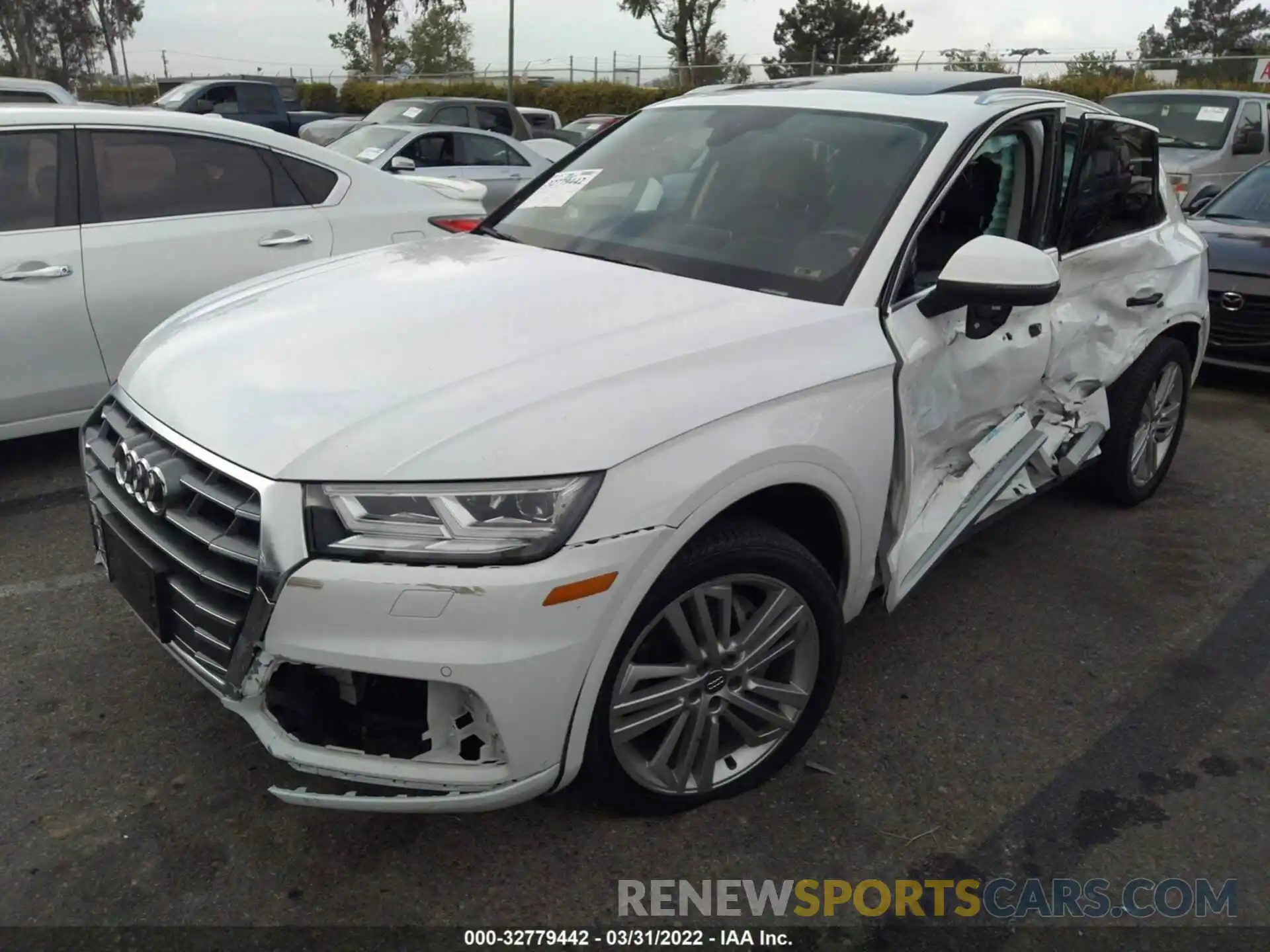 2 Photograph of a damaged car WA1BNAFY4K2095323 AUDI Q5 2019