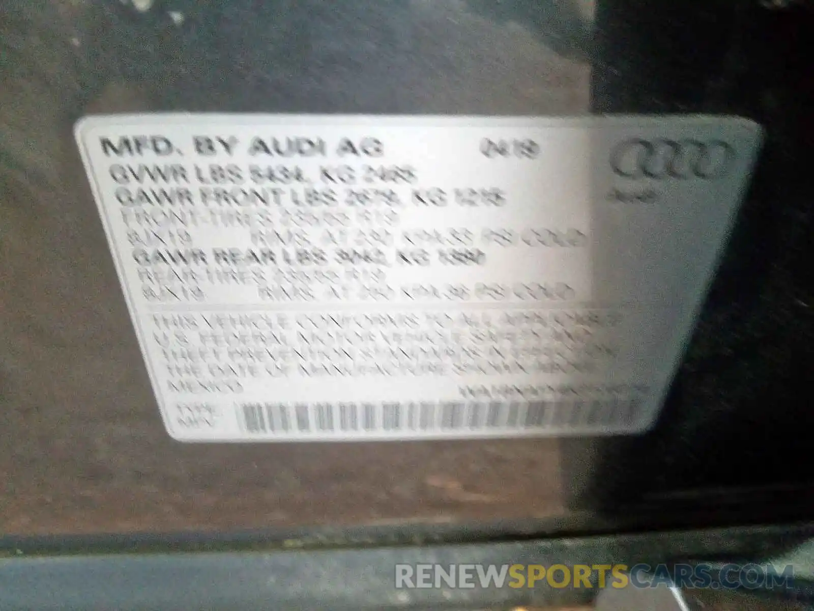 10 Photograph of a damaged car WA1BNAFY4K2103274 AUDI Q5 2019