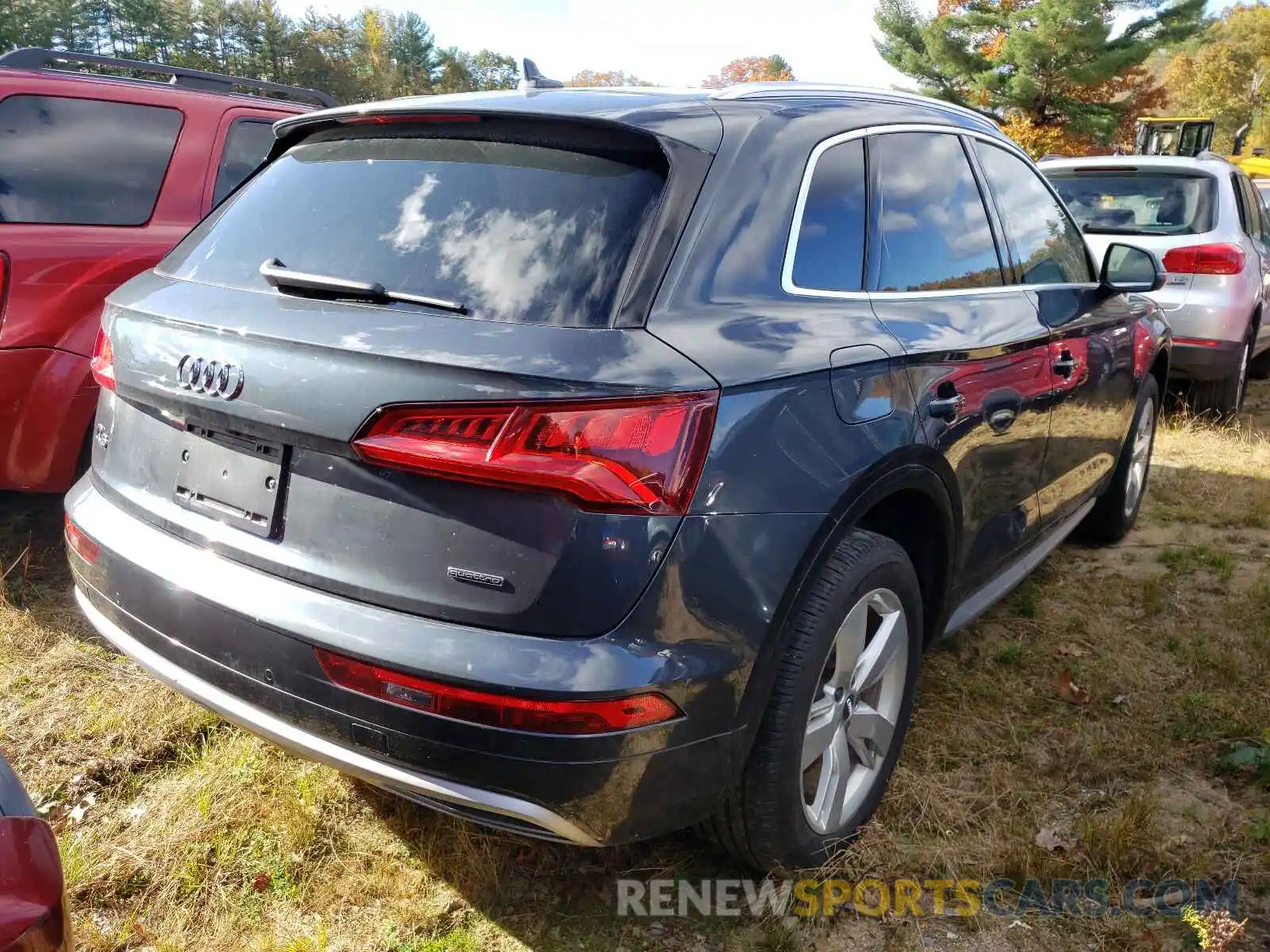 4 Photograph of a damaged car WA1BNAFY4K2114033 AUDI Q5 2019