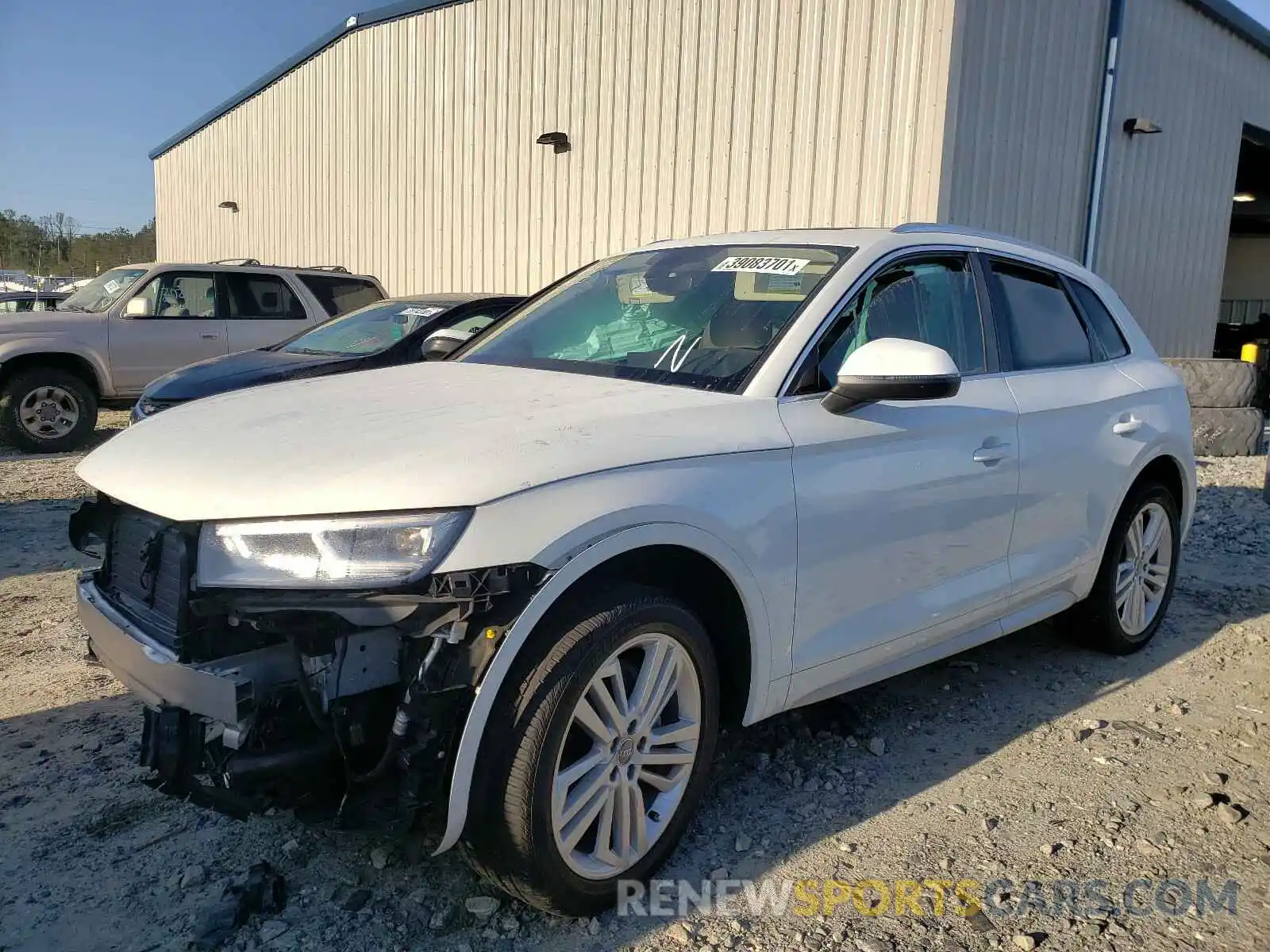 2 Фотография поврежденного автомобиля WA1BNAFY4K2120236 AUDI Q5 2019