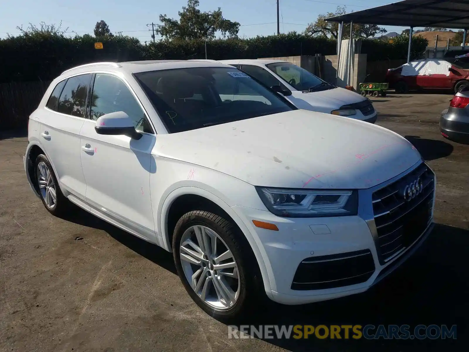 1 Photograph of a damaged car WA1BNAFY4K2123394 AUDI Q5 2019