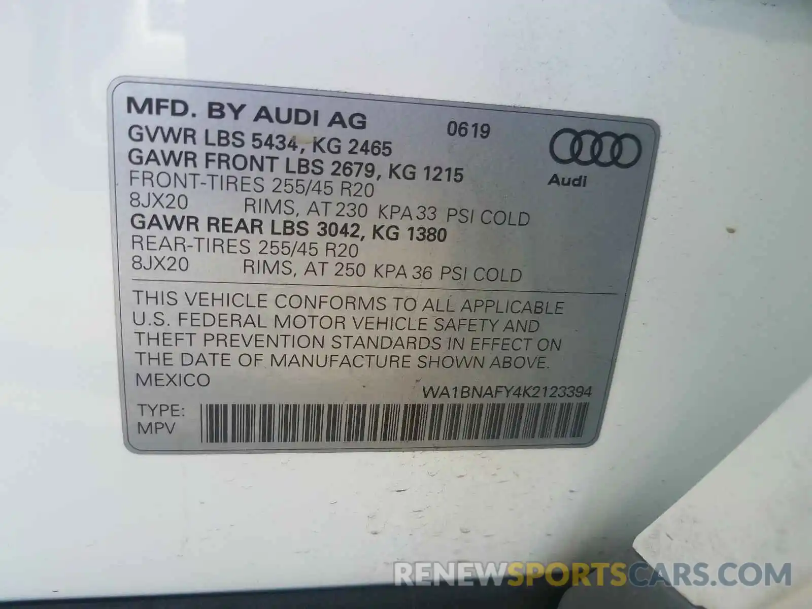 10 Photograph of a damaged car WA1BNAFY4K2123394 AUDI Q5 2019