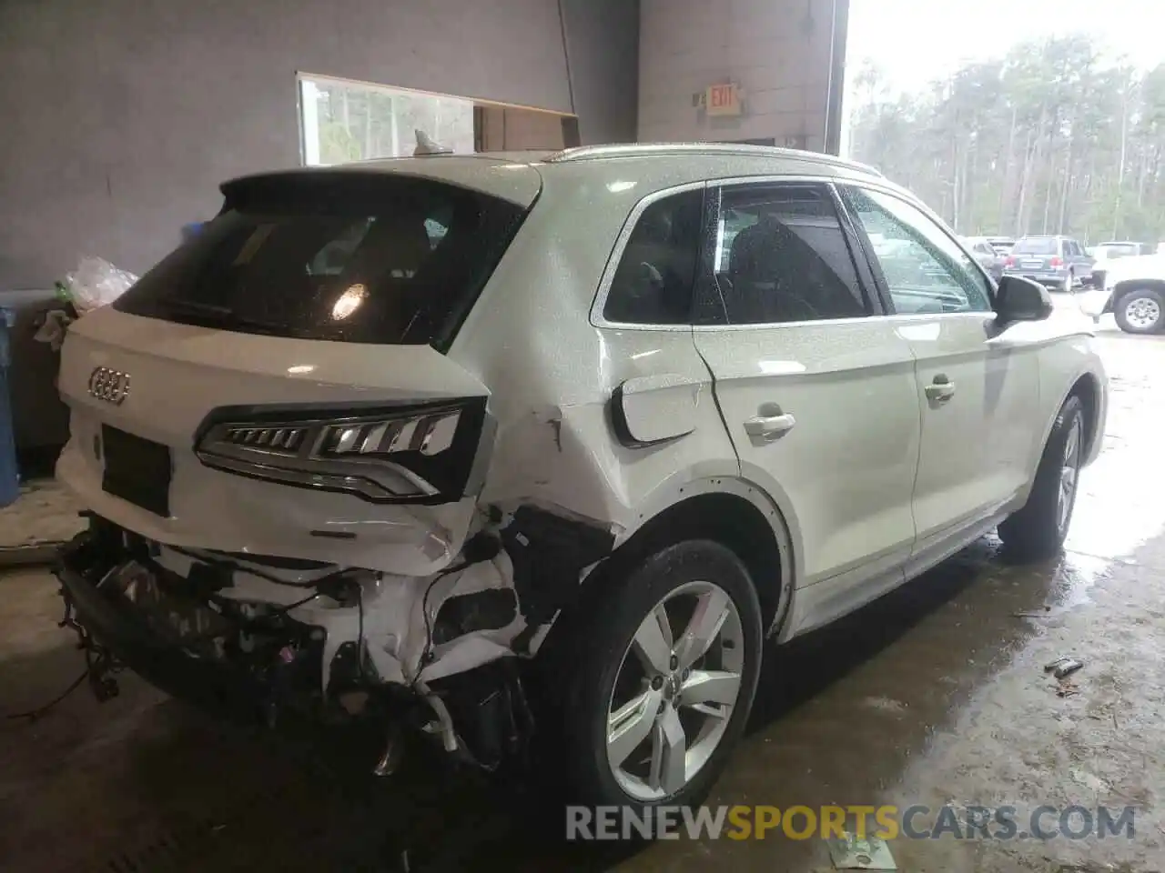 4 Фотография поврежденного автомобиля WA1BNAFY4K2127980 AUDI Q5 2019