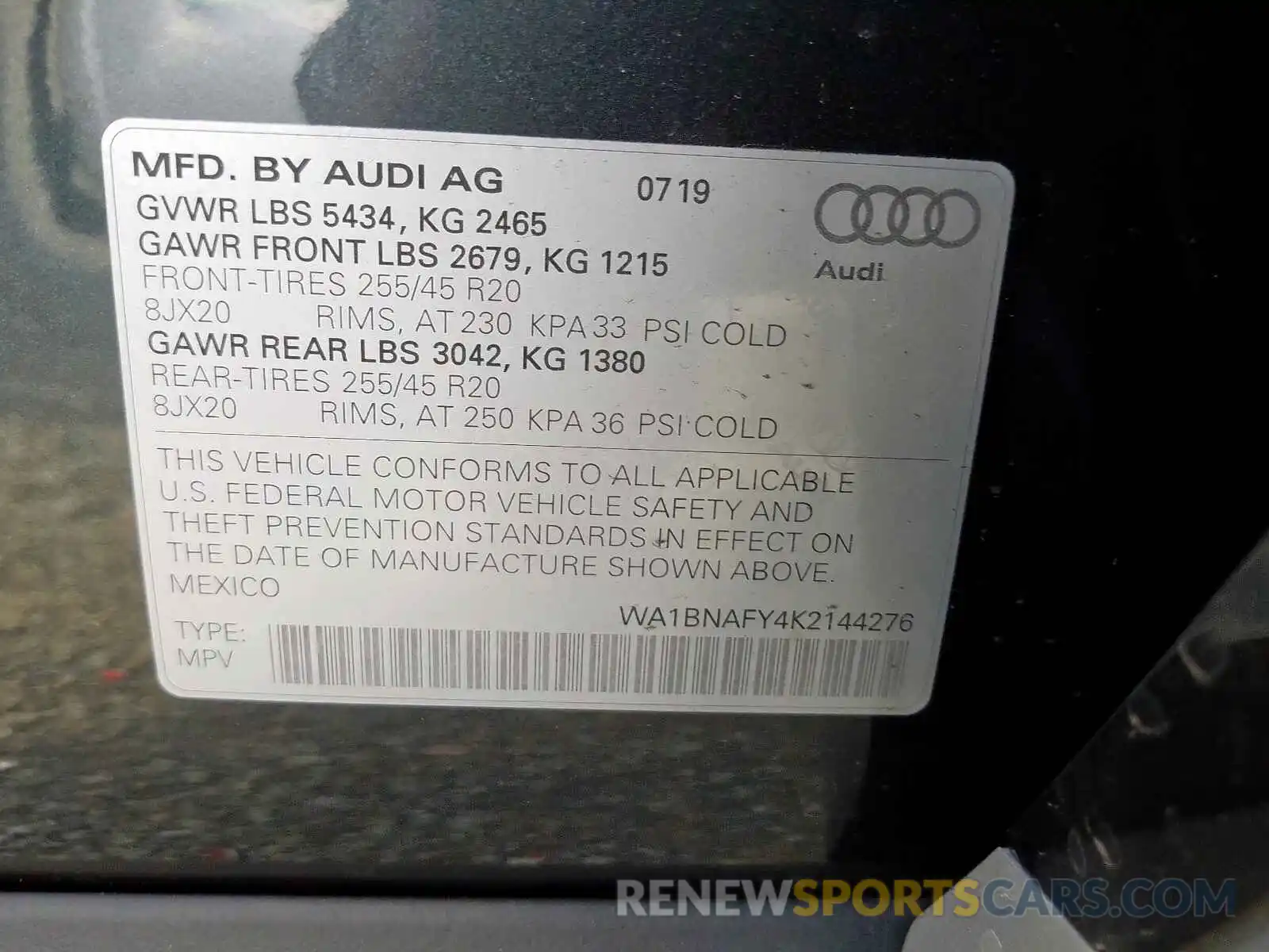 10 Photograph of a damaged car WA1BNAFY4K2144276 AUDI Q5 2019