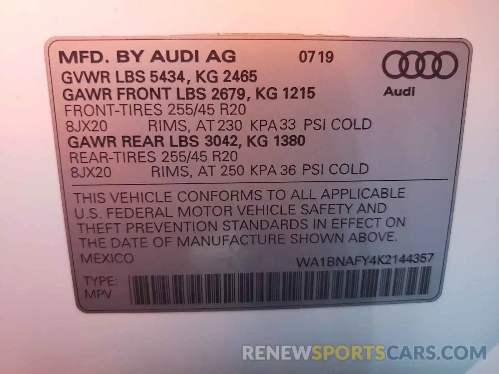 10 Photograph of a damaged car WA1BNAFY4K2144357 AUDI Q5 2019