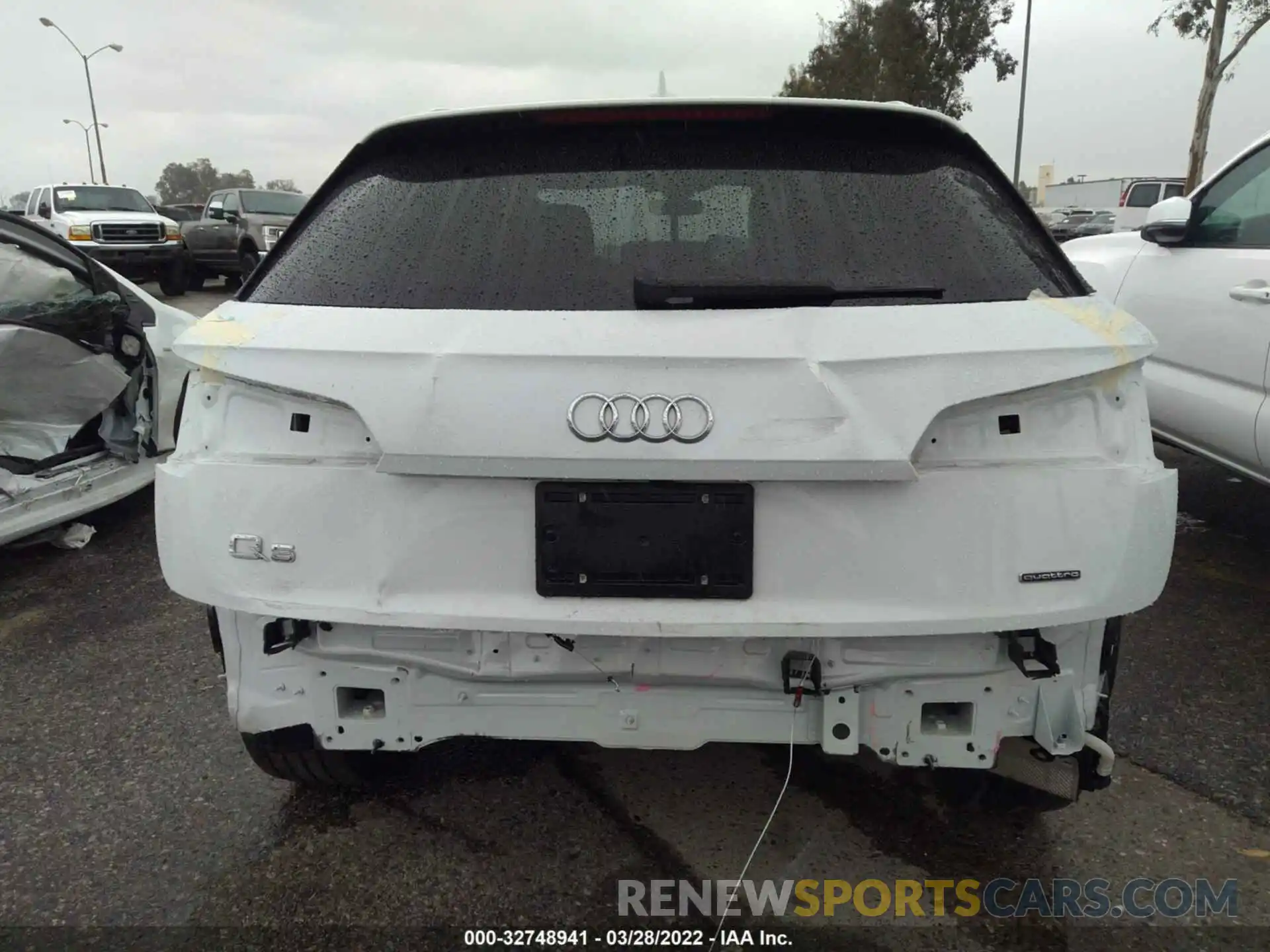 6 Photograph of a damaged car WA1BNAFY5K2025801 AUDI Q5 2019