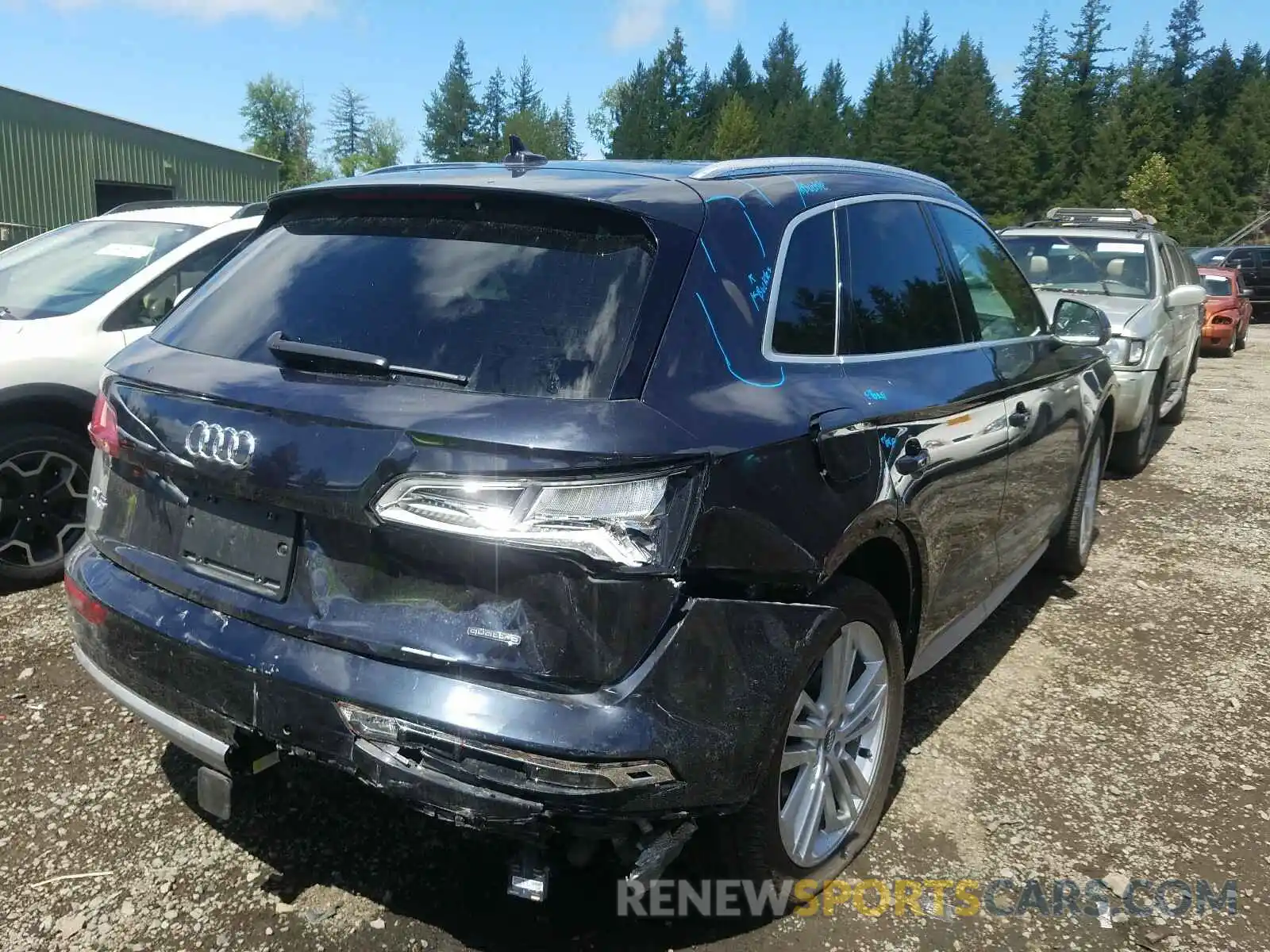 4 Photograph of a damaged car WA1BNAFY5K2040914 AUDI Q5 2019