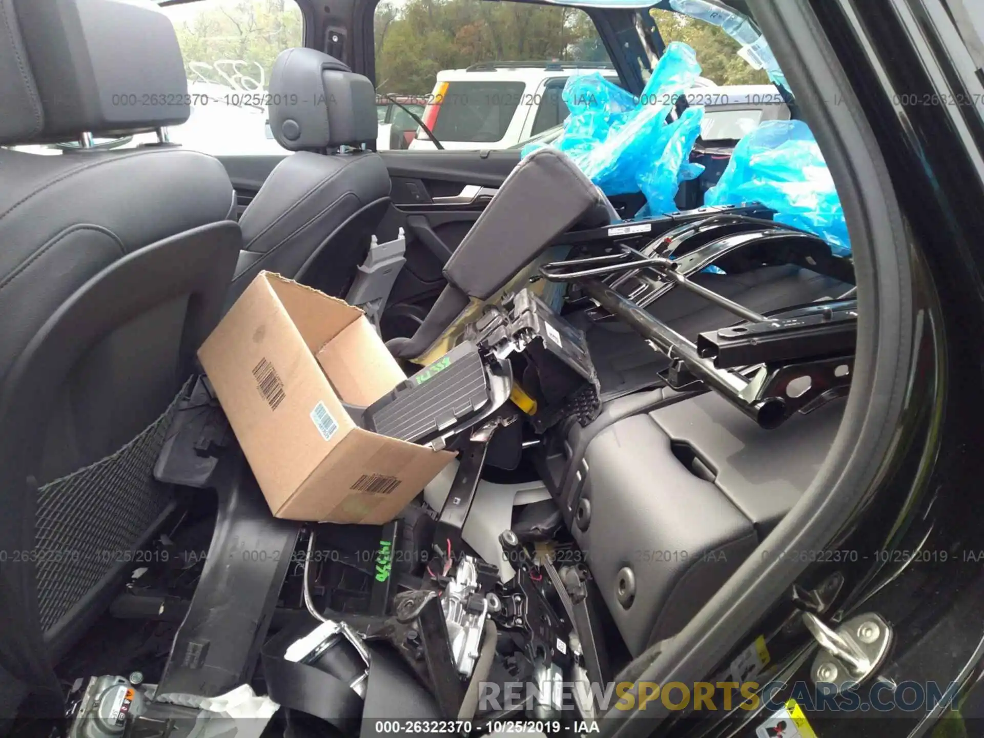 8 Photograph of a damaged car WA1BNAFY5K2045143 AUDI Q5 2019